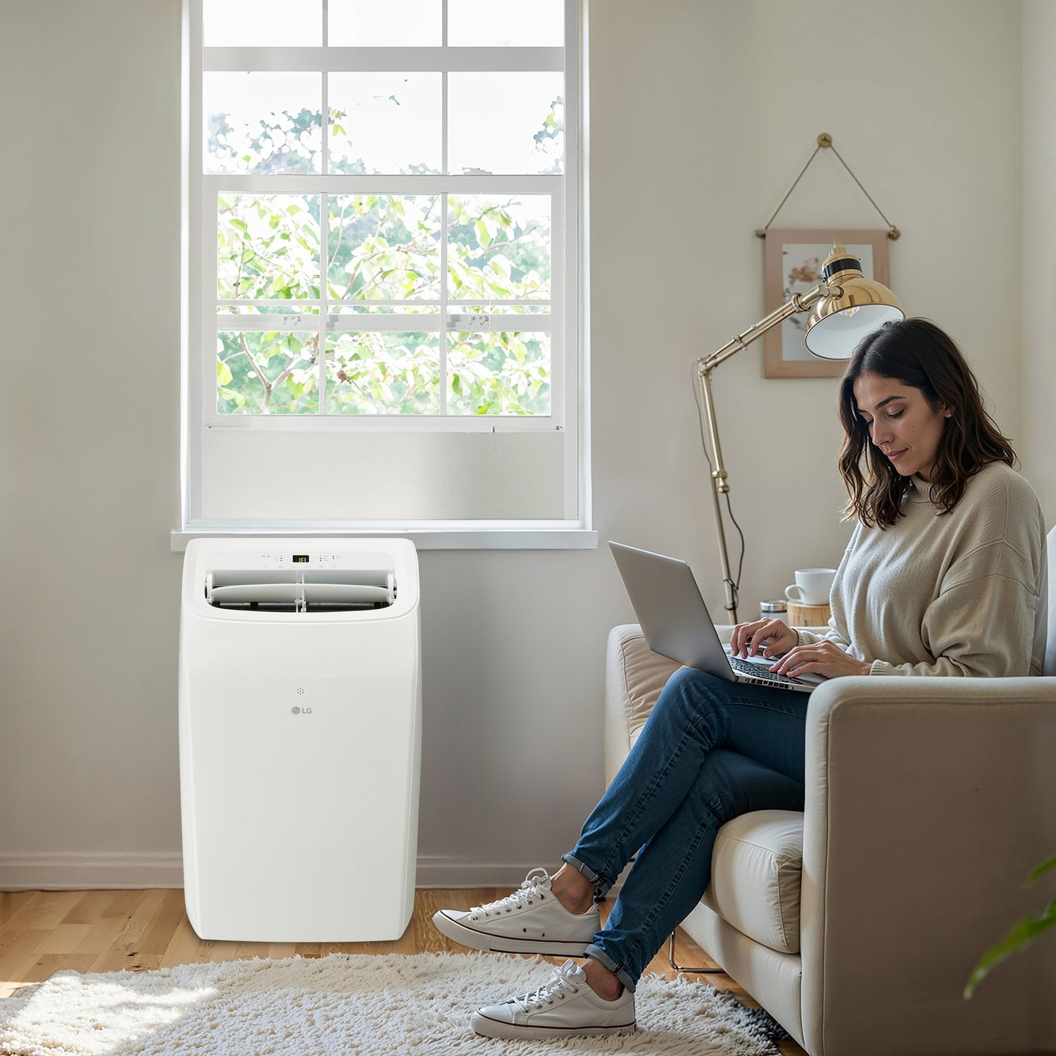 LG 12,000 BTU (DOE) 450 Sq. Ft 115-Volt Portable Air Conditioner with Heat, Dehumidifier Function and Wi-Fi Control, LP1025WHSM - Image 3
