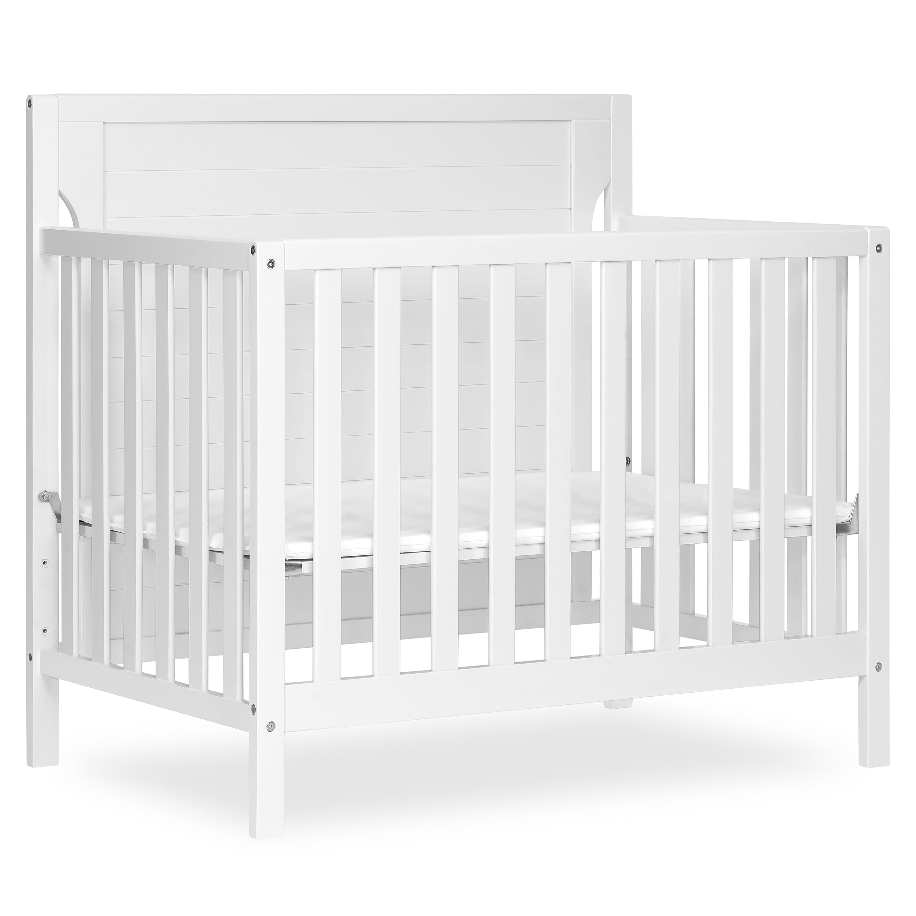 Dream On Me Bellport 4 in 1 Convertible Mini/Portable Crib in White, Non-Toxic Finish, Made of Sustainable New Zealand Pinewood, with 3 Mattress Height Settings