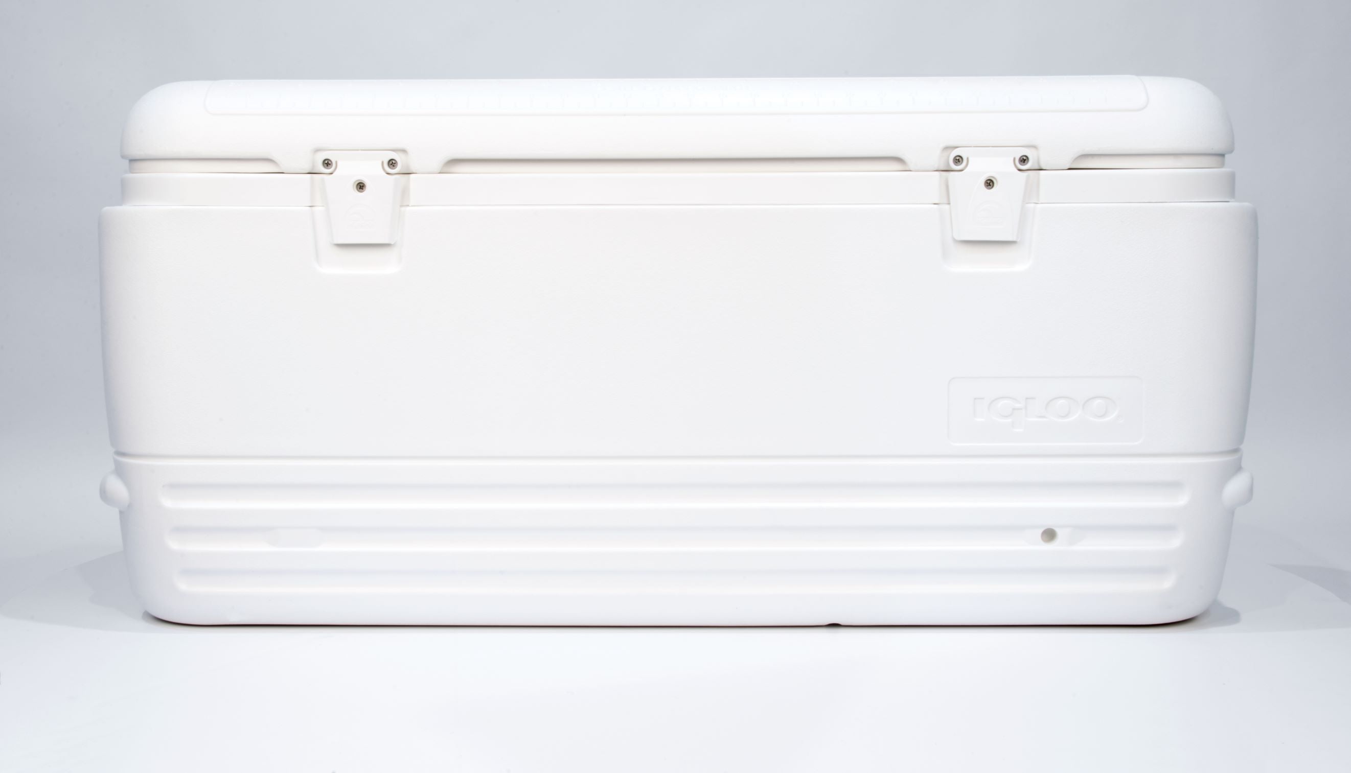 Igloo 120 qt. Quick & Cool Polar Ice Chest Cooler, White