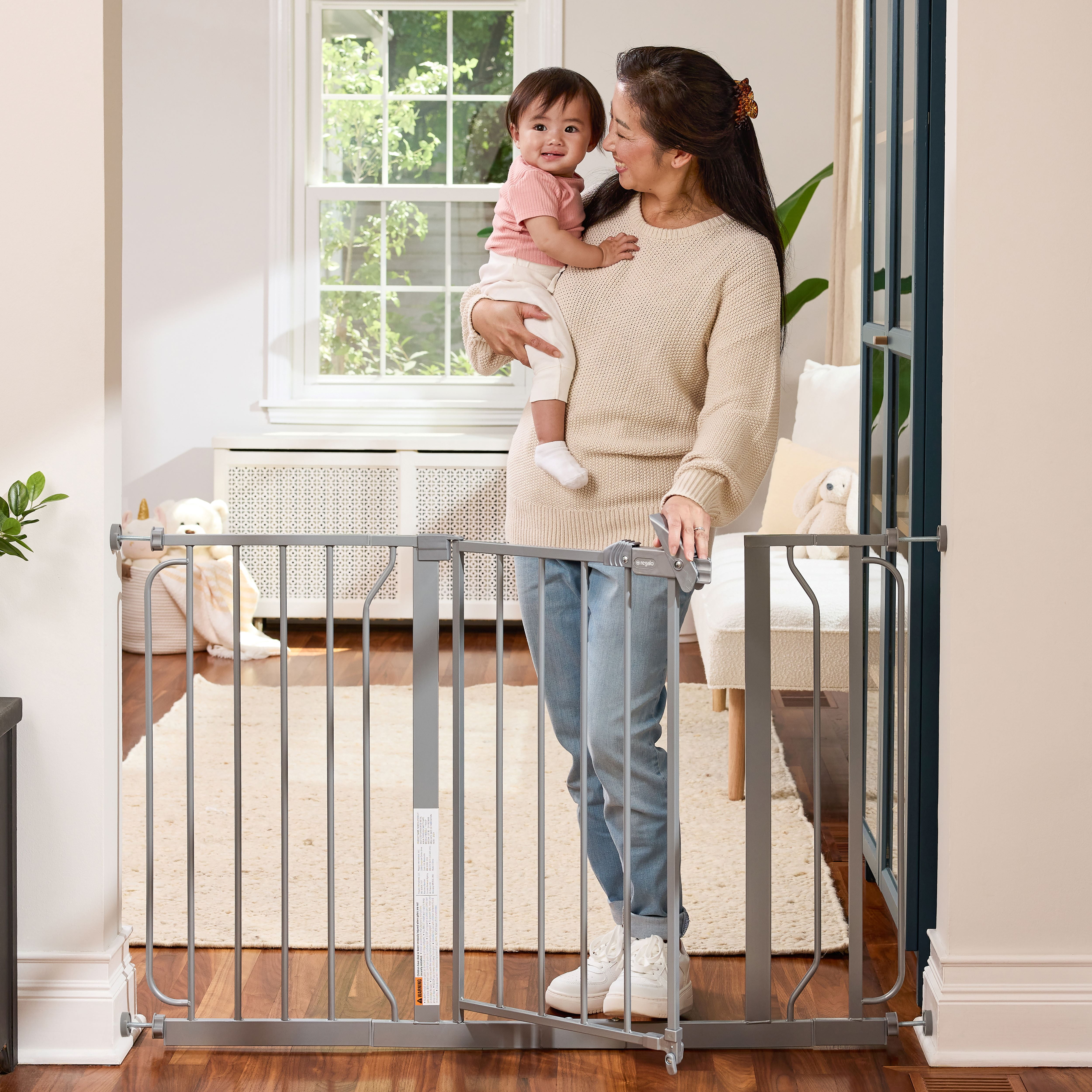 Regalo Easy Step® 49-Inch Extra Wide Baby Gate, Includes 4-Inch and 12-Inch Extension Kit, 4 Pack of Pressure Mount Kit, and 4 Pack of Wall Mount Kit
