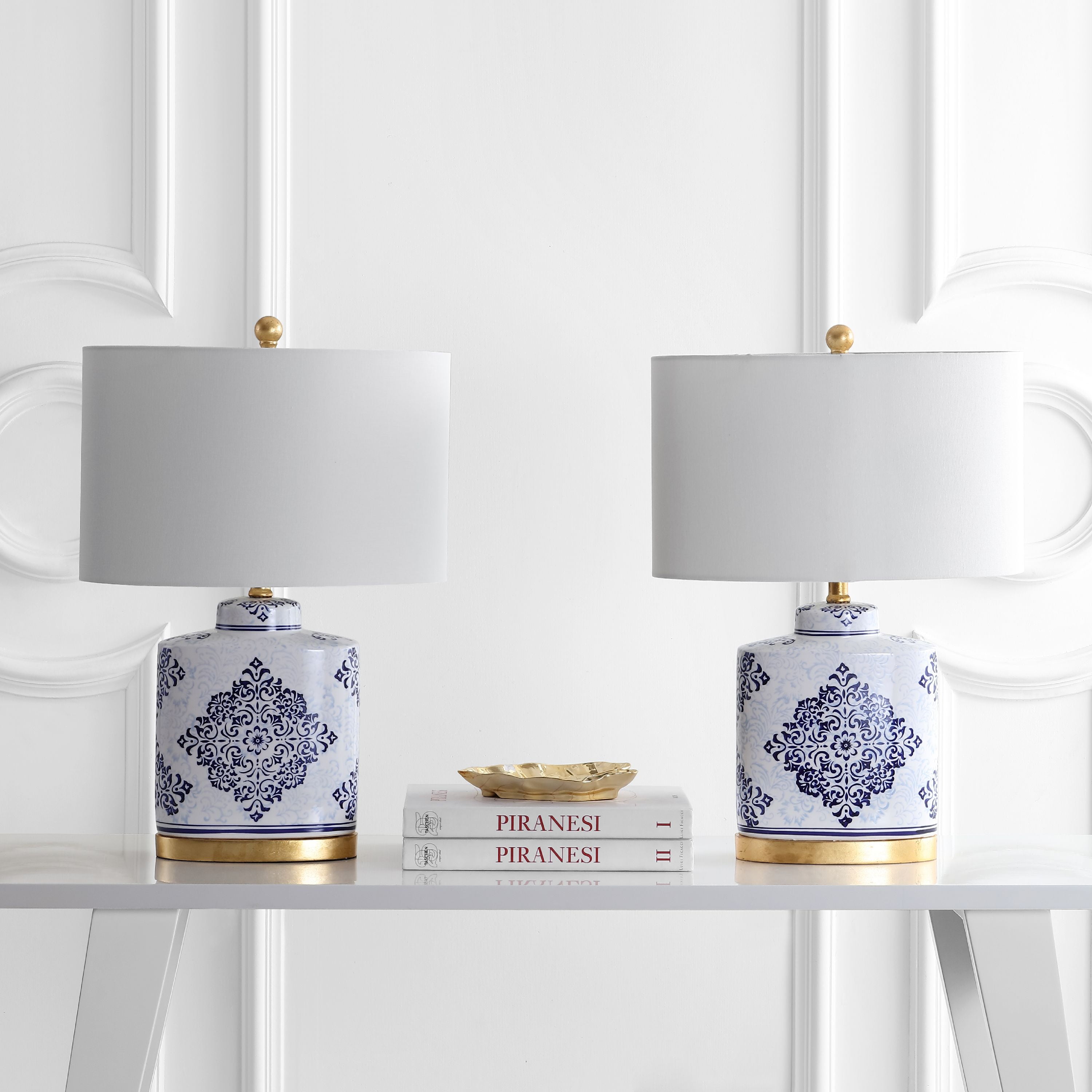 Safavieh Kamdyn Damask 23.75 in. H Table Lamp, Blue/White, Set of 2
