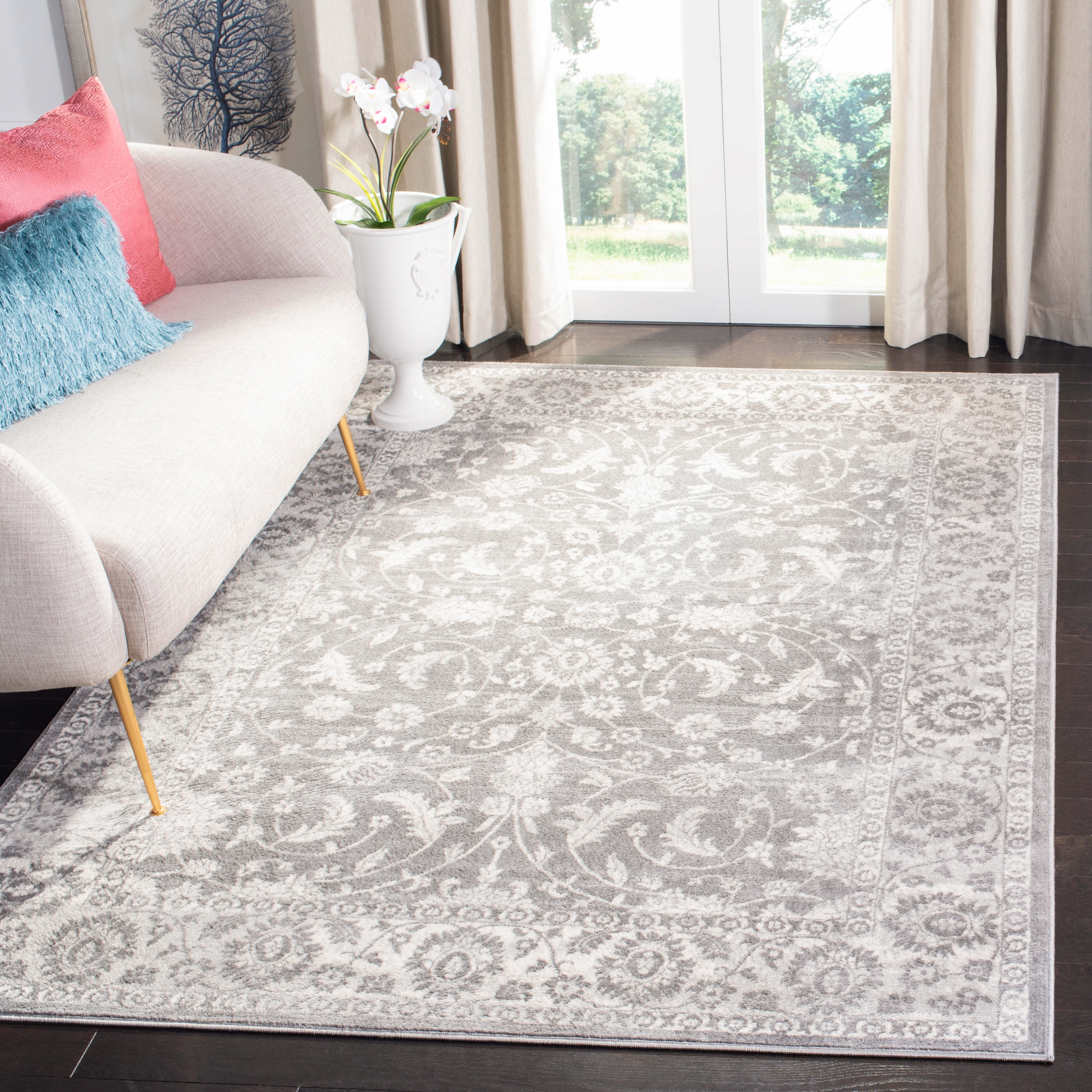 SAFAVIEH Brentwood Darwin Oriental Area Rug, Cream/Gray, 6' x 9'