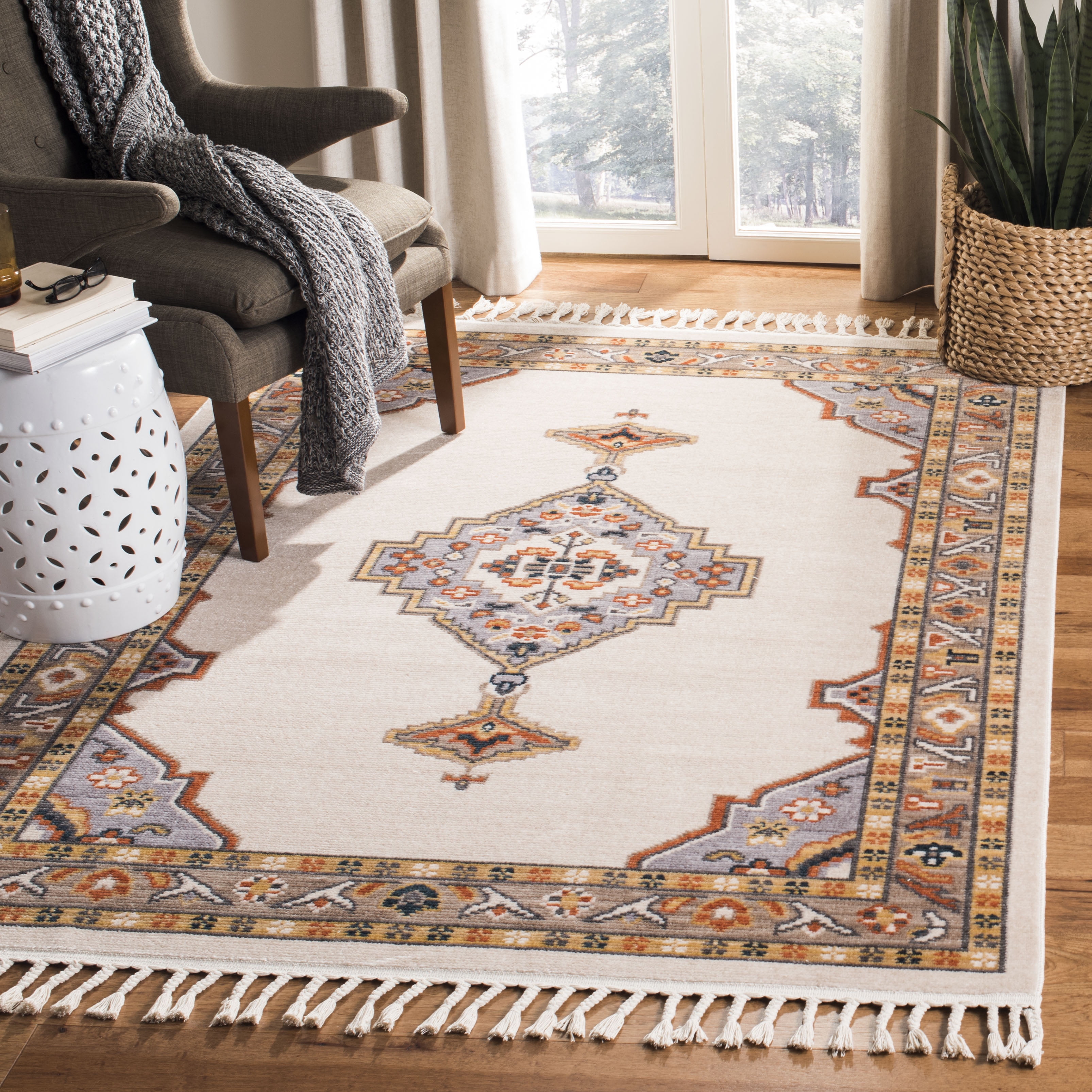 SAFAVIEH Farmhouse Arline Southwestern Area Rug, Grey/Cream, 5'1" x 7'3"