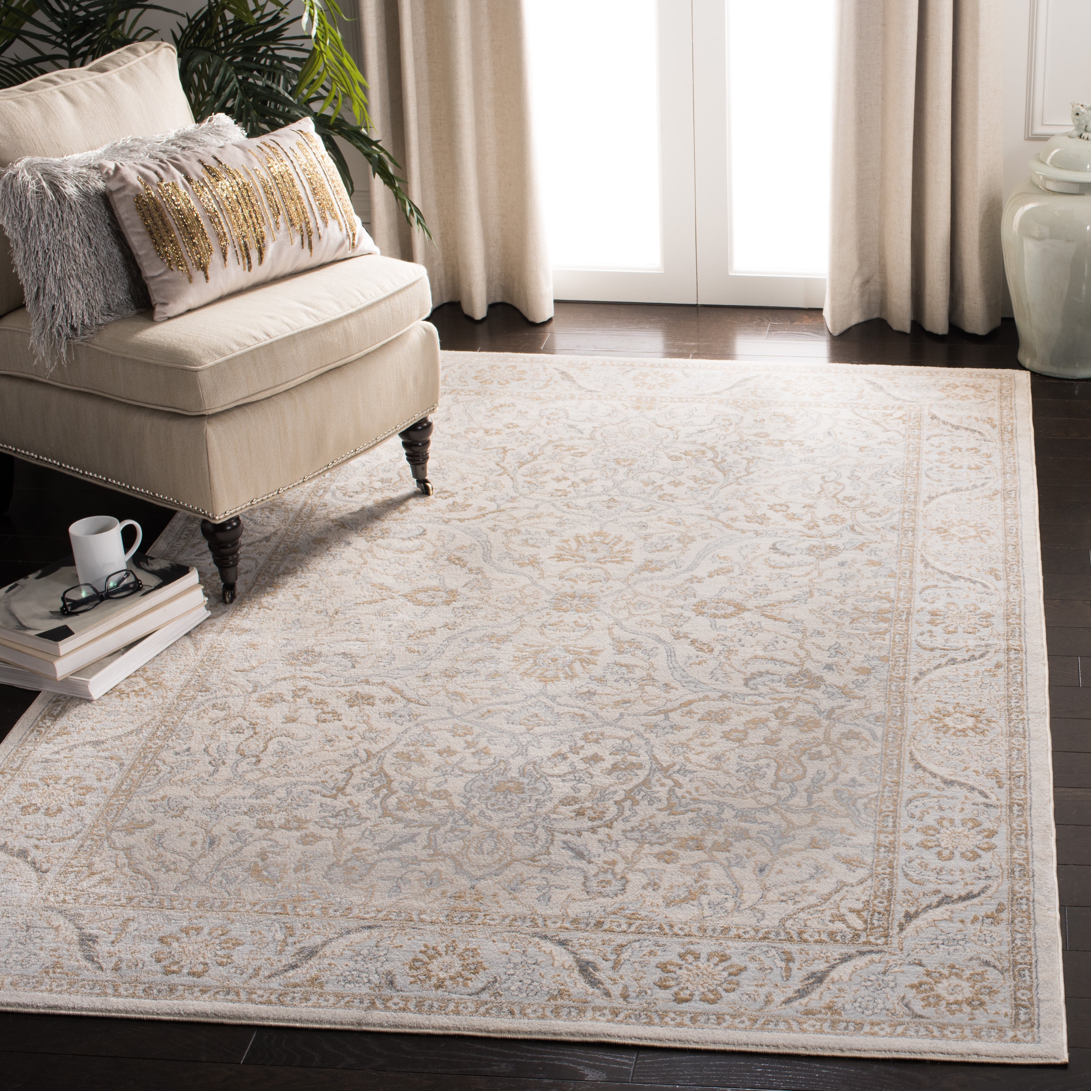 SAFAVIEH Isabella Kuzman Floral Bordered Area Rug, Cream/Beige, 5'3" x 7'6"