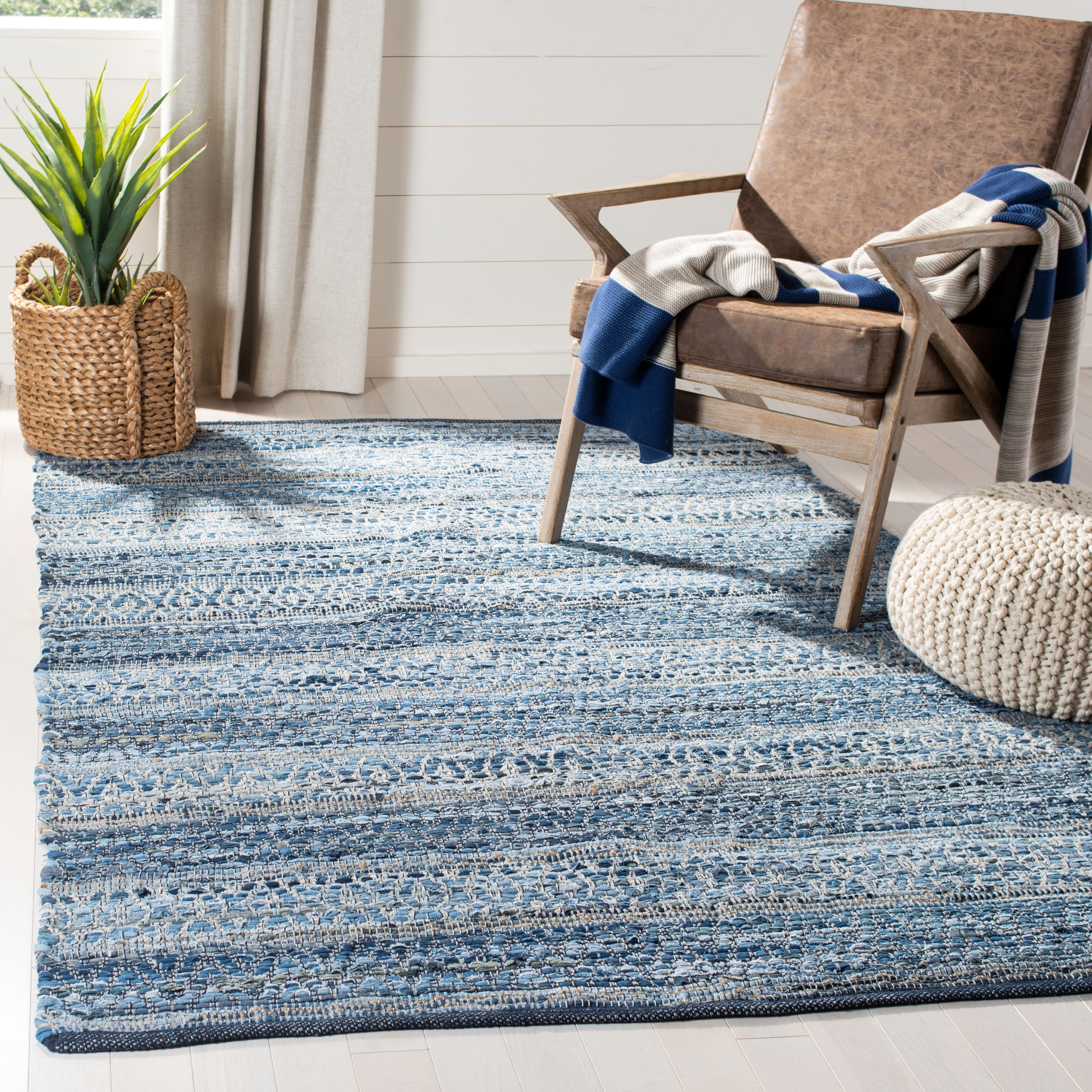 SAFAVIEH Montauk Nicholas Braided Striped Area Rug, Blue, 5' x 8'