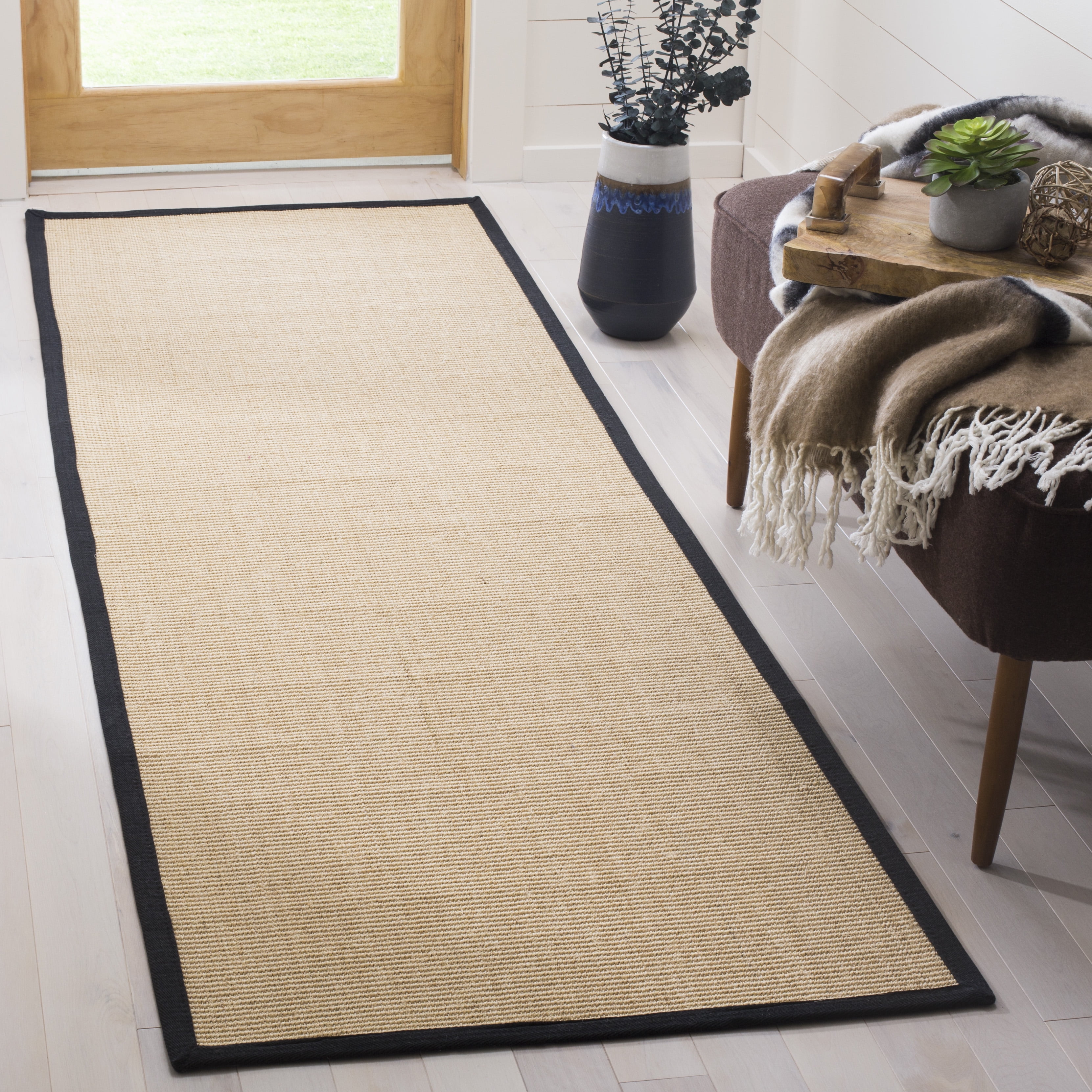 SAFAVIEH Natural Fiber Forrester Border Sisal Runner Rug, Maize/Black, 2'6" x 8'
