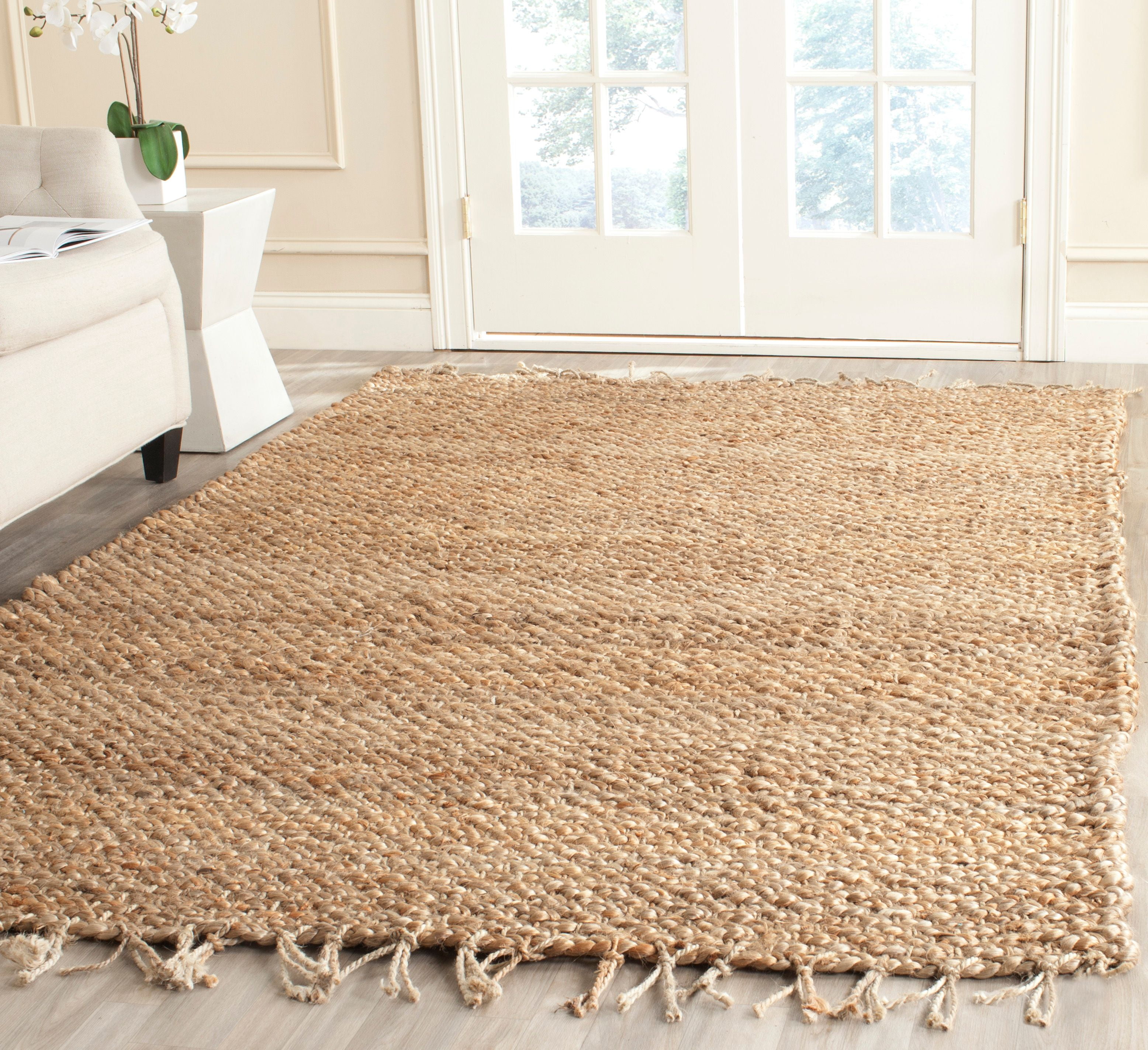 SAFAVIEH Natural Fiber Tangier Solid Braided Fringe Jute Area Rug, Natural, 4' x 6'