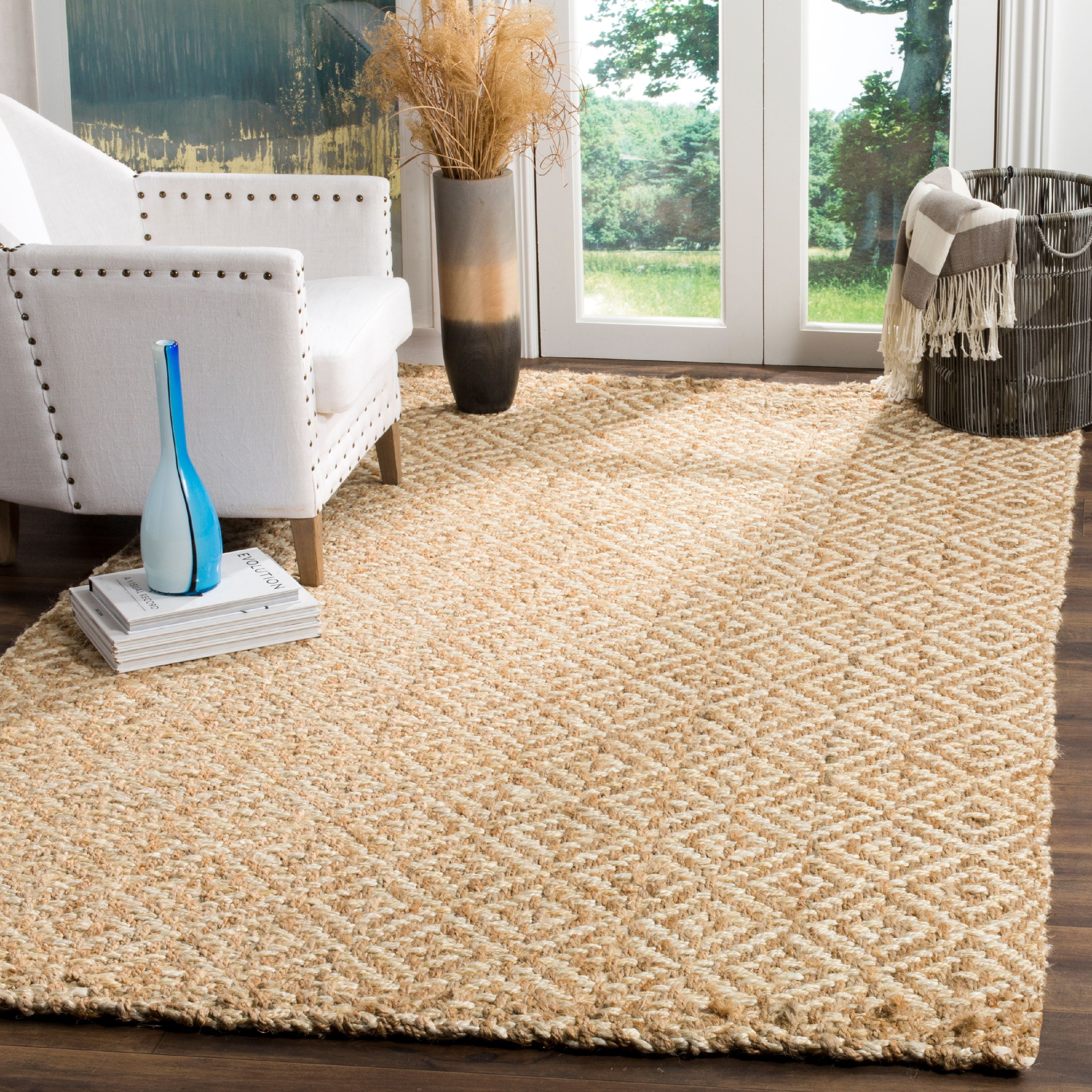 SAFAVIEH Natural Fiber Tashi Geometric Diamond Braided Jute Area Rug, Ivory/Natural, 5'x8'