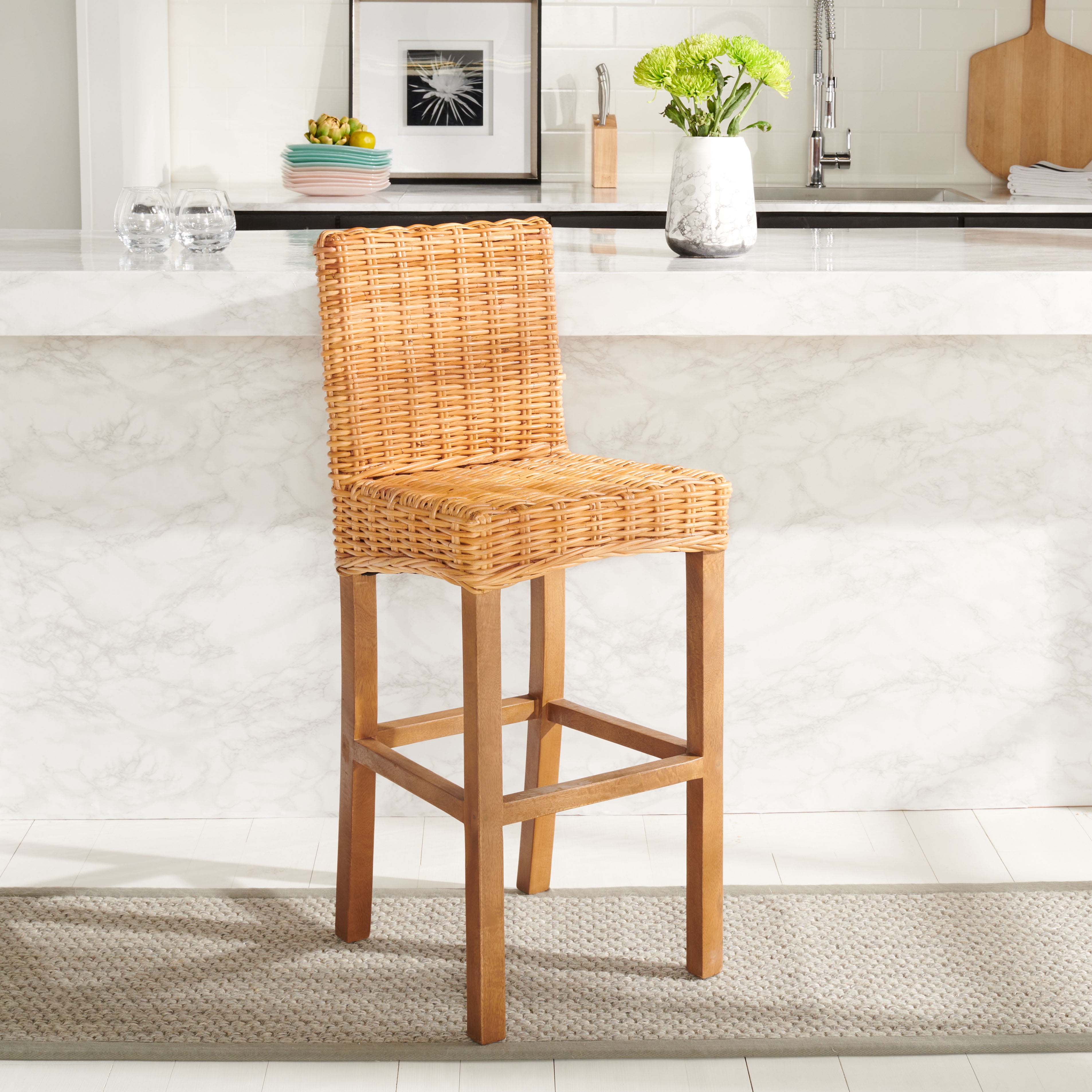 SAFAVIEH Tobie Rattan Bar Stool with Footrest, Natural