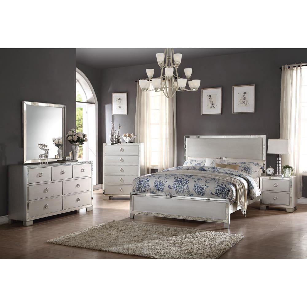Acme Furniture ACME Voeville II Queen Bed, Platinum (1Set/3Ctn)
