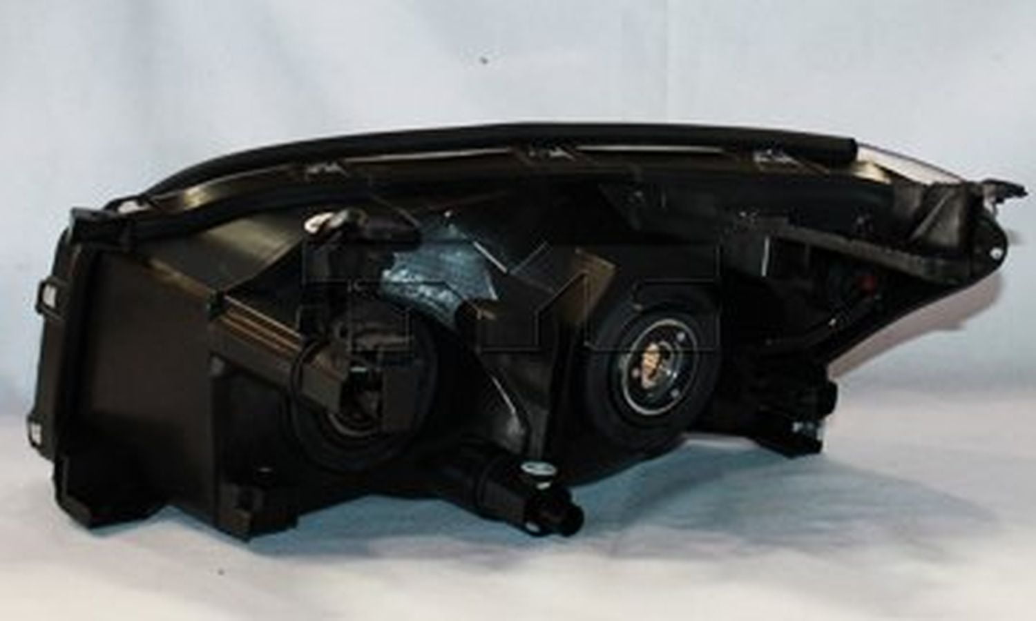 TYC 20-6909-01 Headlight Assembly For 06-08 Toyota RAV4