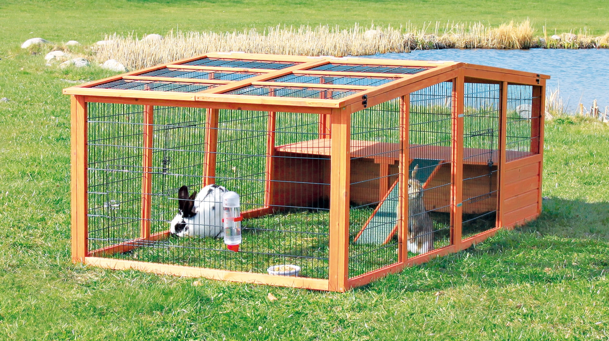 TRIXIE Weatherproof Outdoor X-Large Wooden Small Animal Cage and Run with Hinged Roof, Brown