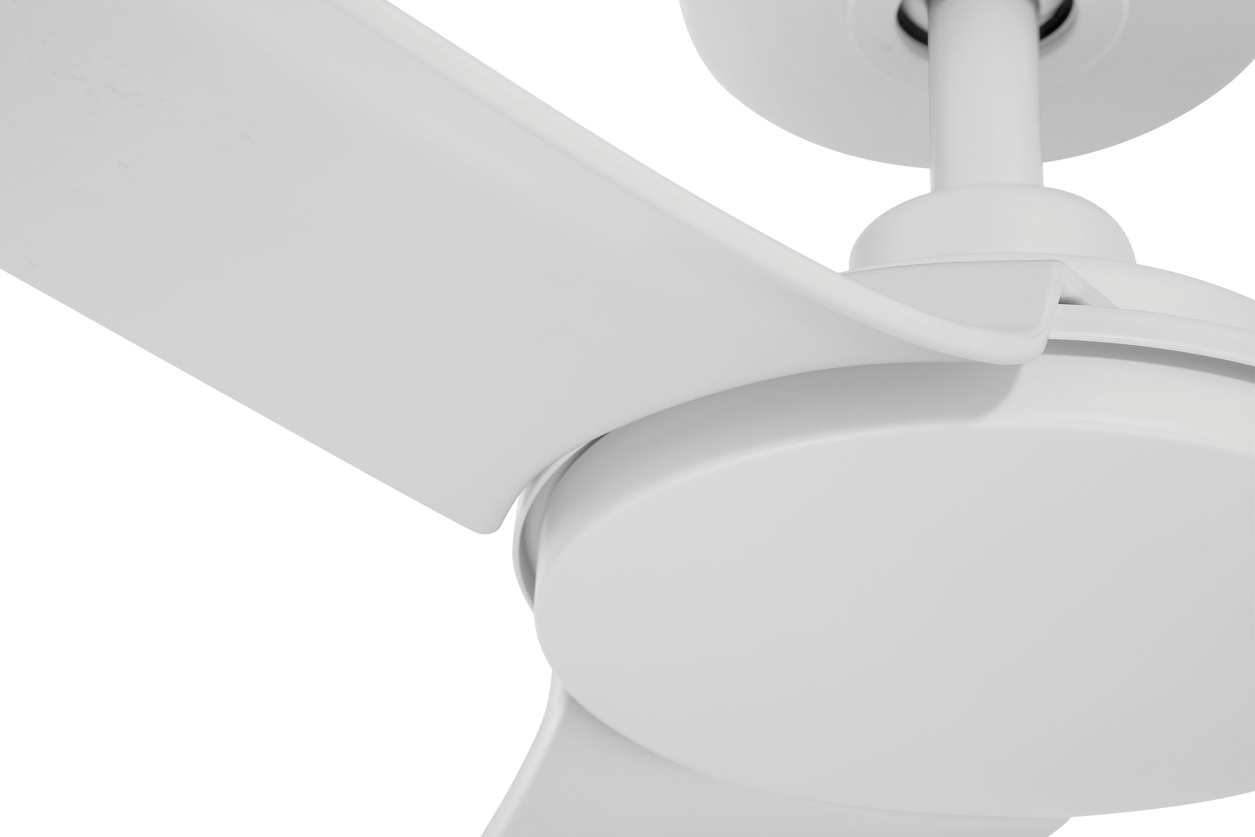 Lochwood 52-in Outdoor Matte White with Matte White Blades Ceiling Fan Without Light - Remote Included ( 3 -Blade ) - Image 5