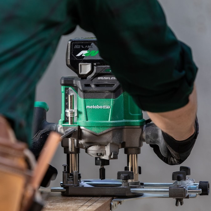 Metabo HPT 1/4-in and 1/2-in 2-HP Variable Brushless Plunge Cordless Router (Bare Tool) - Image 10