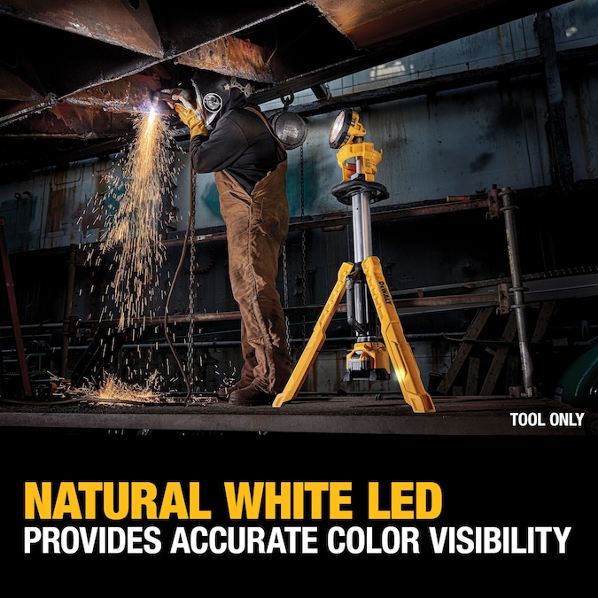 DEWALT 3000-Lumen LED Battery-operated Stand Work Light - Image 3