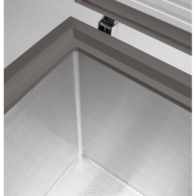 Hotpoint 8.8-cu ft Manual Defrost Chest Freezer (Camouflage) - Image 9