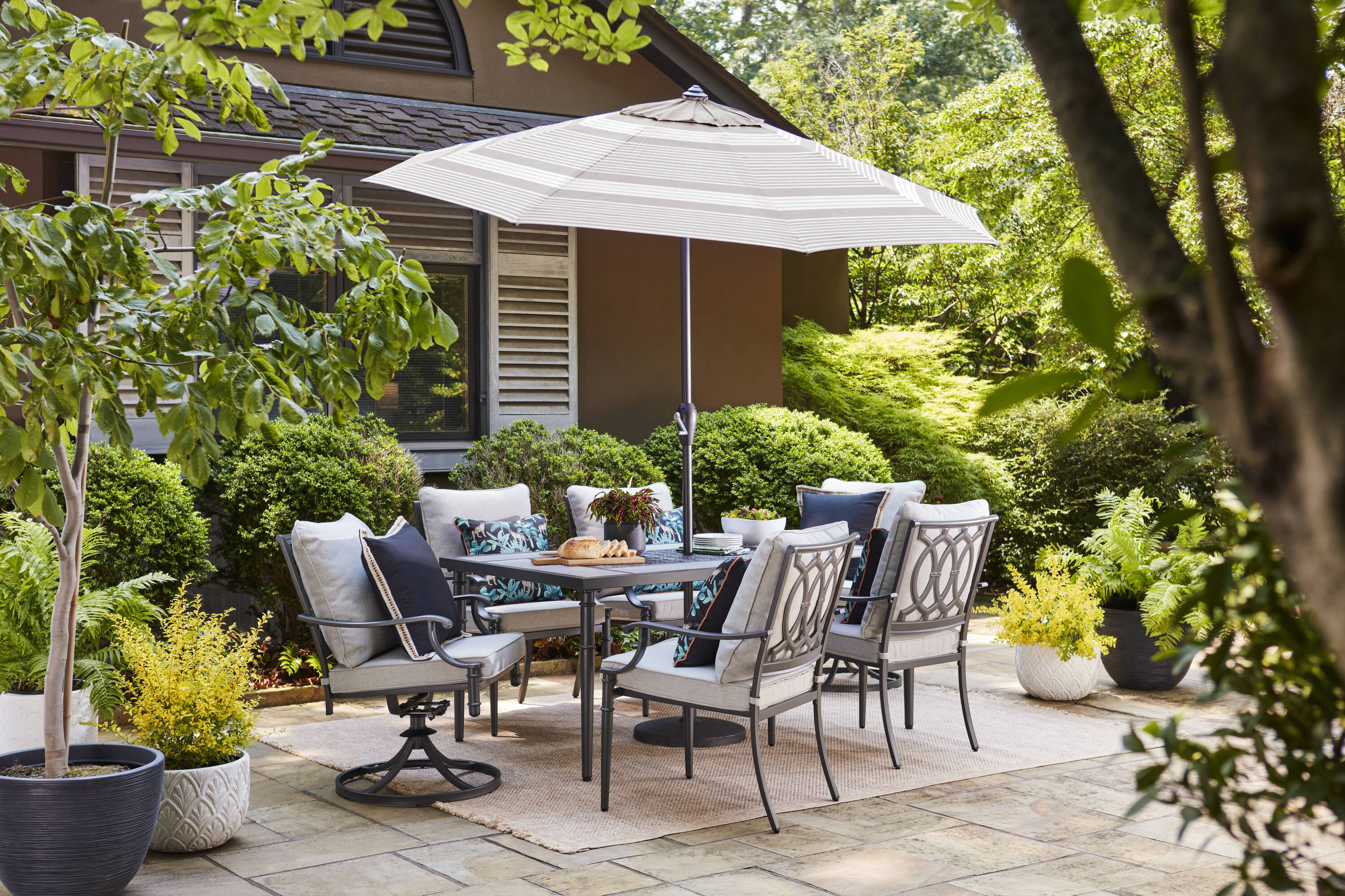 Thomas Lake Rectangle Outdoor Dining Table 39-in W x 67-in L with Umbrella Hole - Image 4