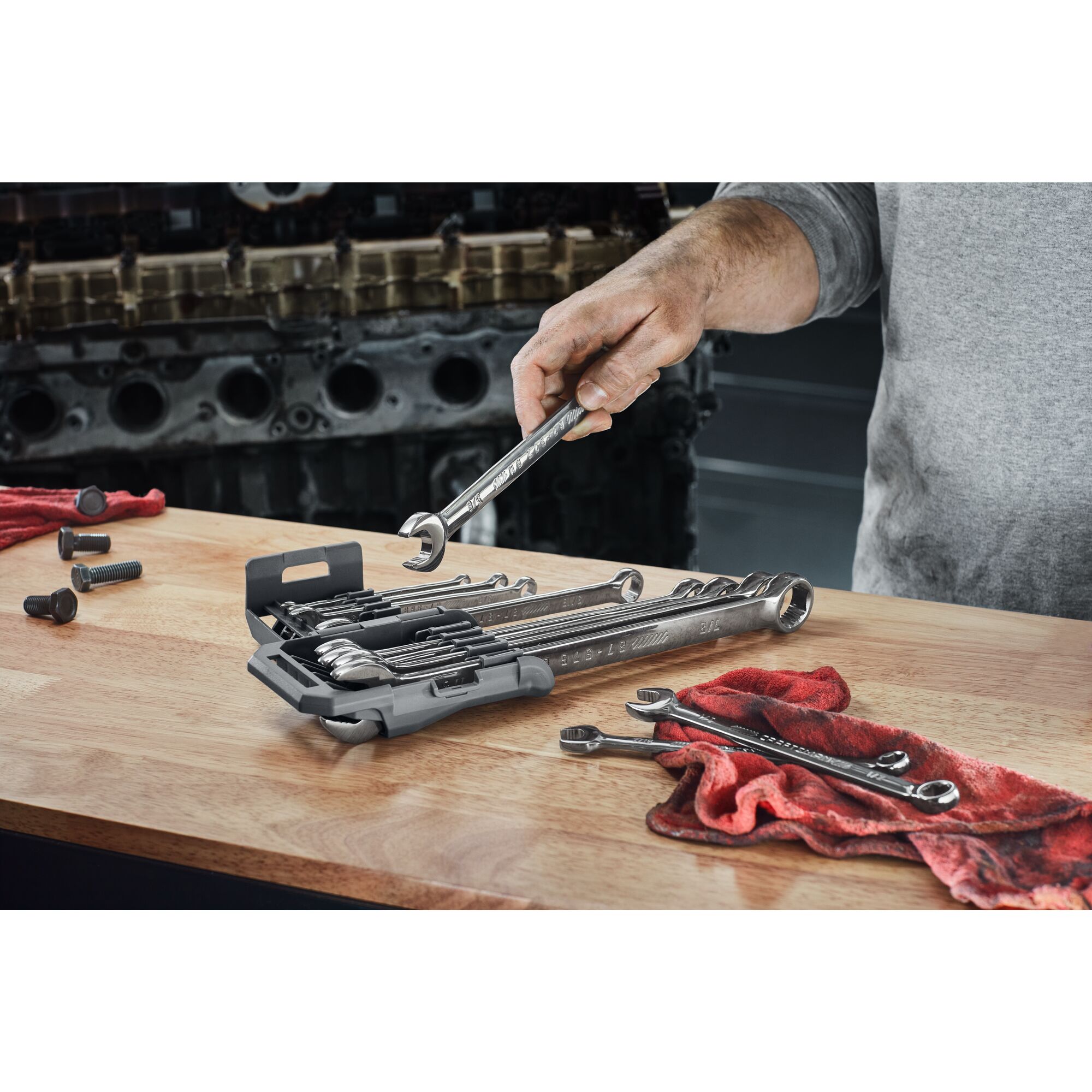 OVERDRIVE 11 -Piece Set 6-point Standard (SAE) Standard Combination Wrench Includes Hard Case - Image 14