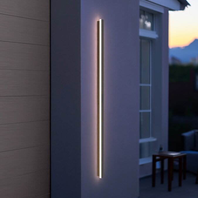 LEEKI Modern Linear 59-in H Matte Black Integrated LED Outdoor Wall Light