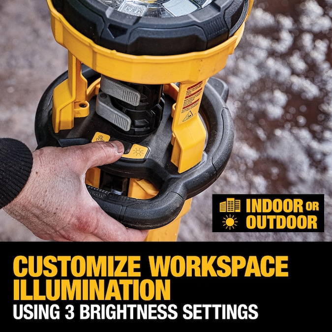 DEWALT 3000-Lumen LED Battery-operated Stand Work Light - Image 4