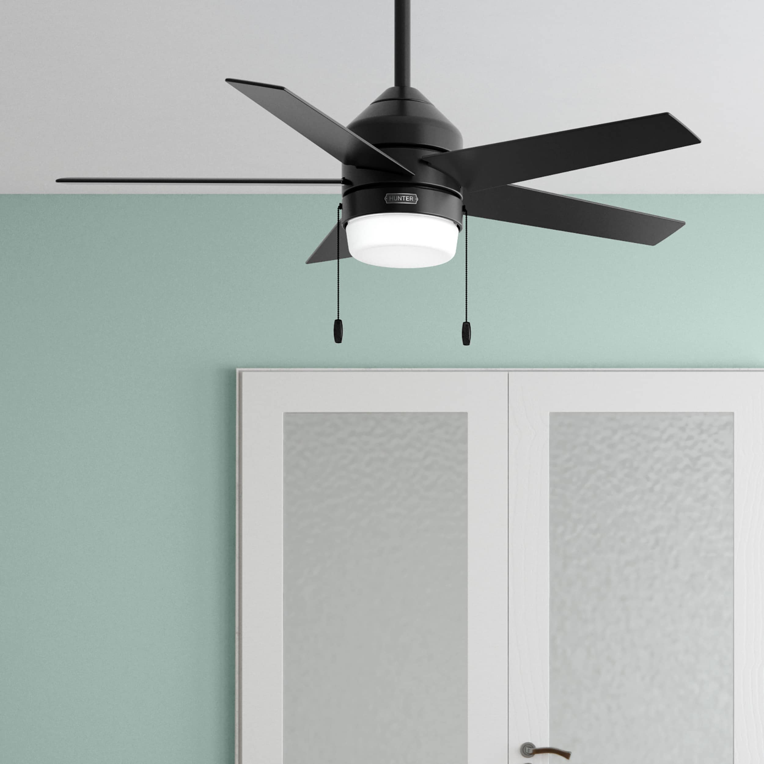 Pixie 44-in Matte Black with Matte Black Blades Ceiling Fan With Light ( 5 -Blade )