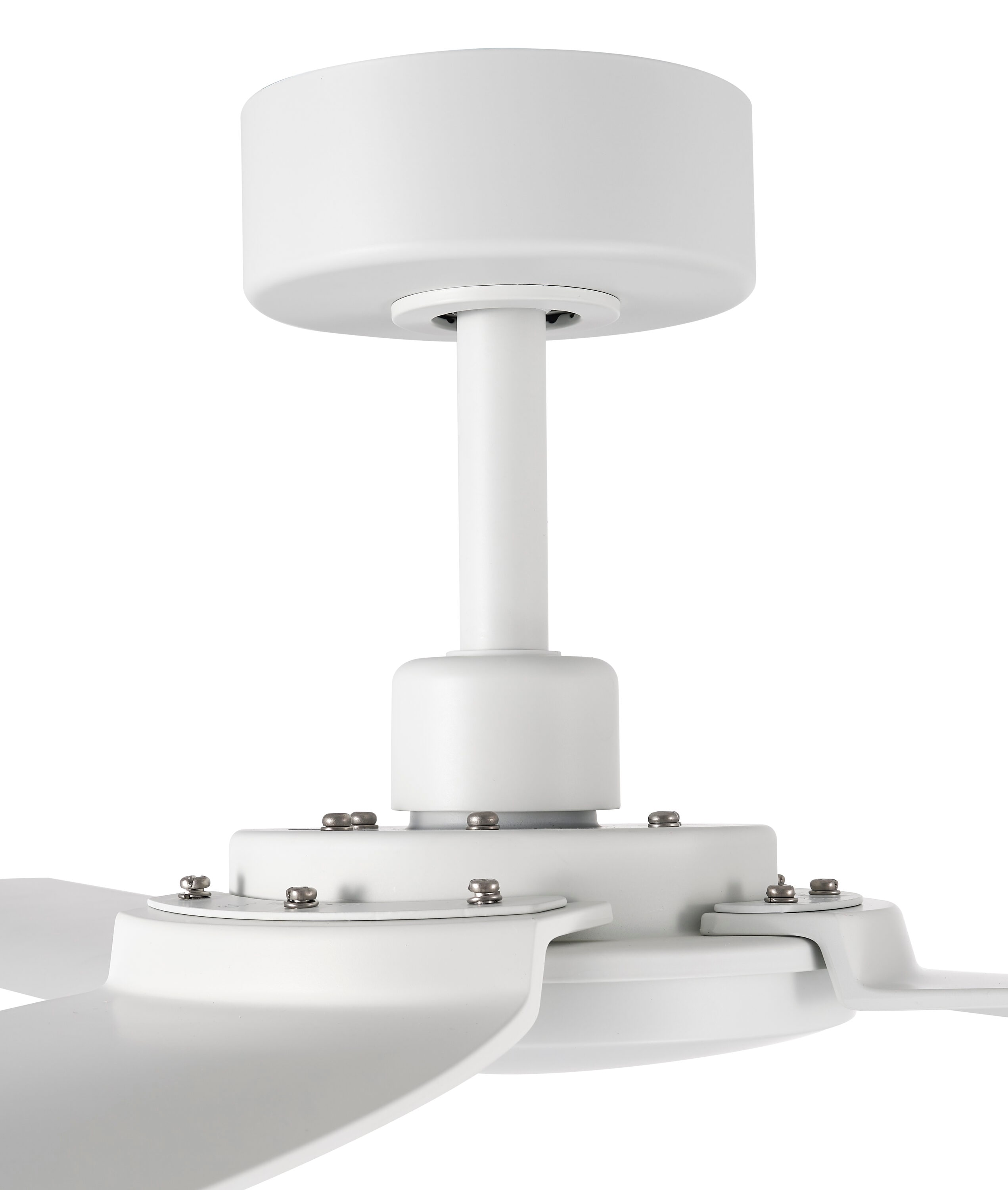 Lochwood 60-in Outdoor Matte White with Matte White Blades Ceiling Fan and Remote ( 3 -Blade ) - Image 7