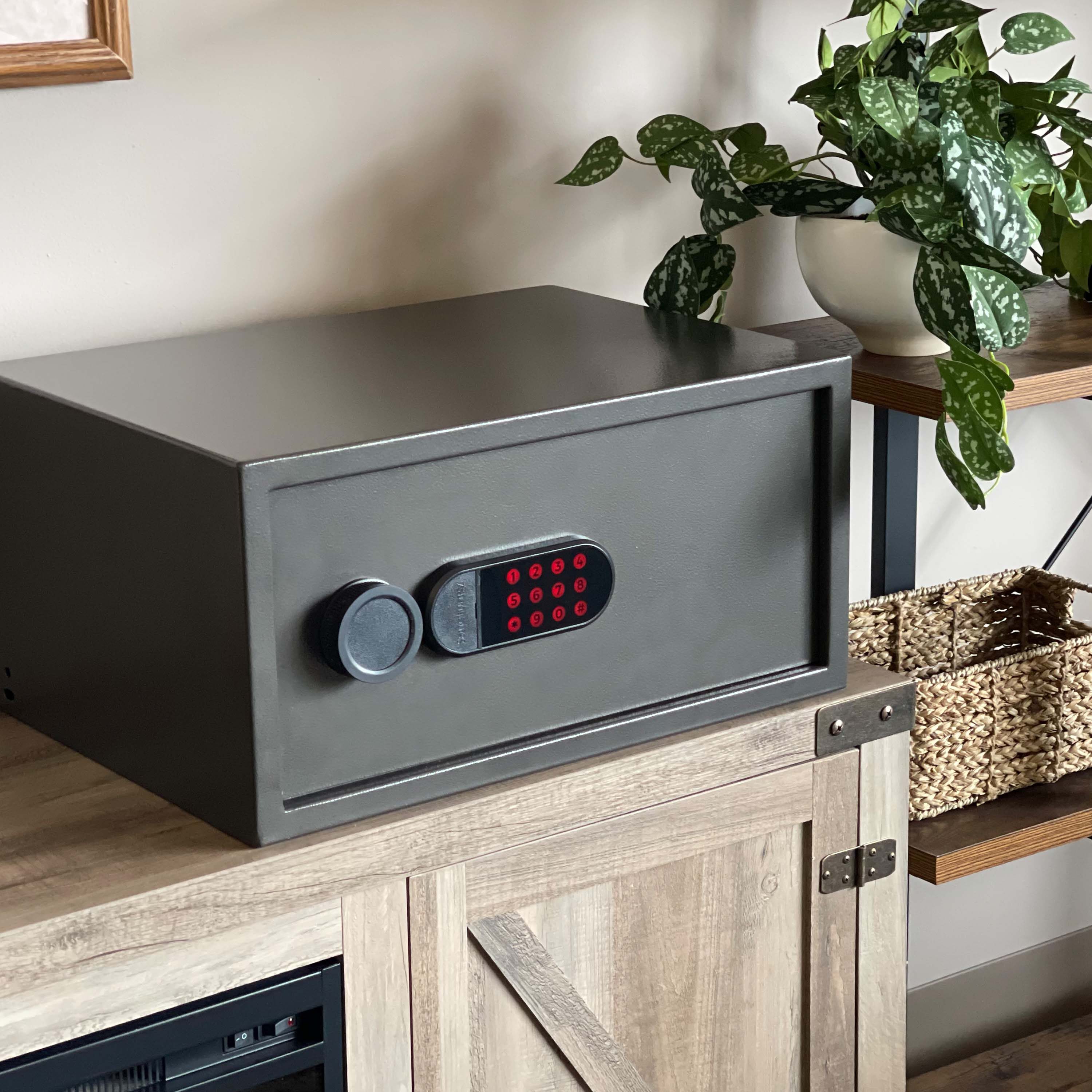 1.34-cu ft Home safe with Electronic/Keypad Lock - Image 8