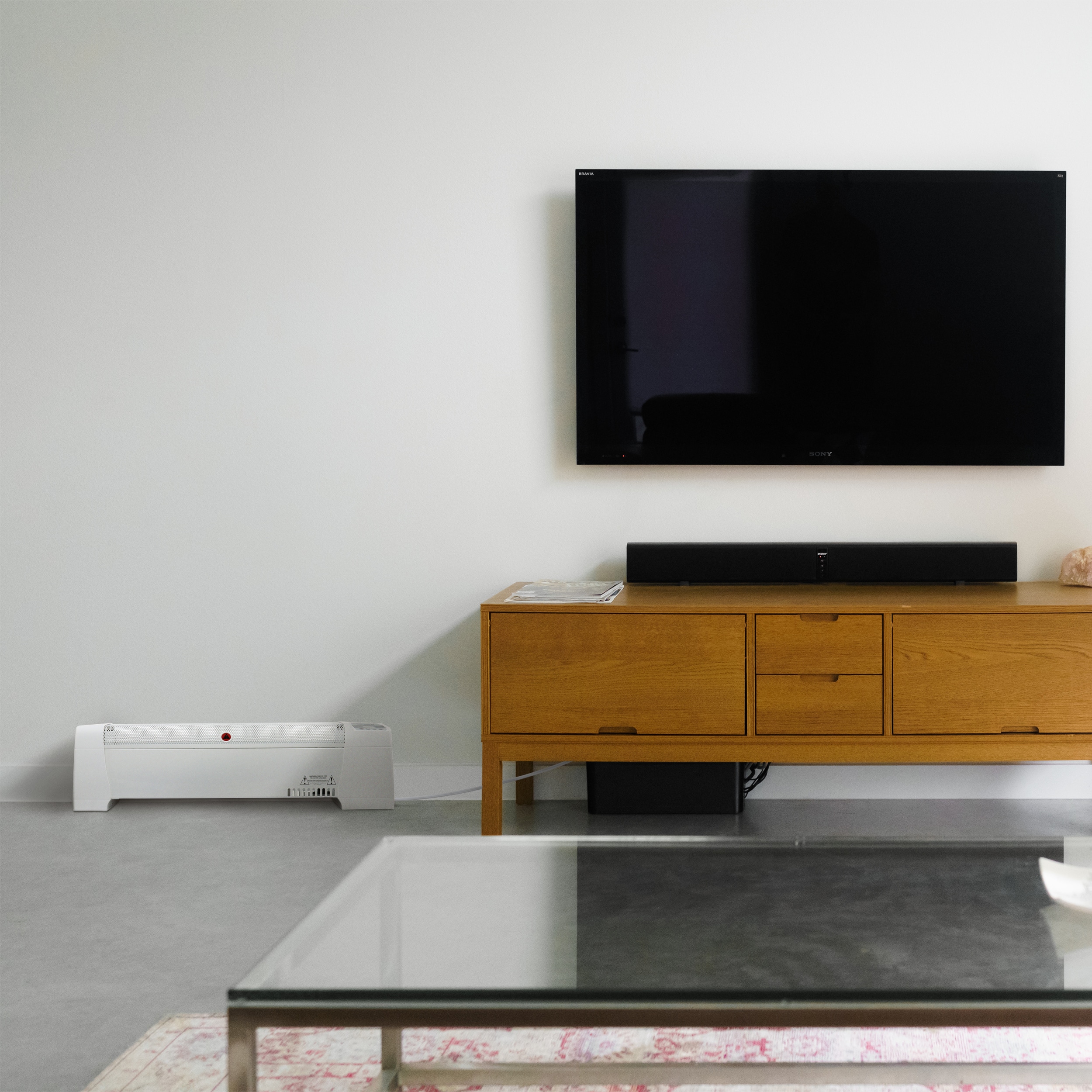 30-in 120-Volt 1500 -Watt Standard Electric Baseboard Heater - Image 9