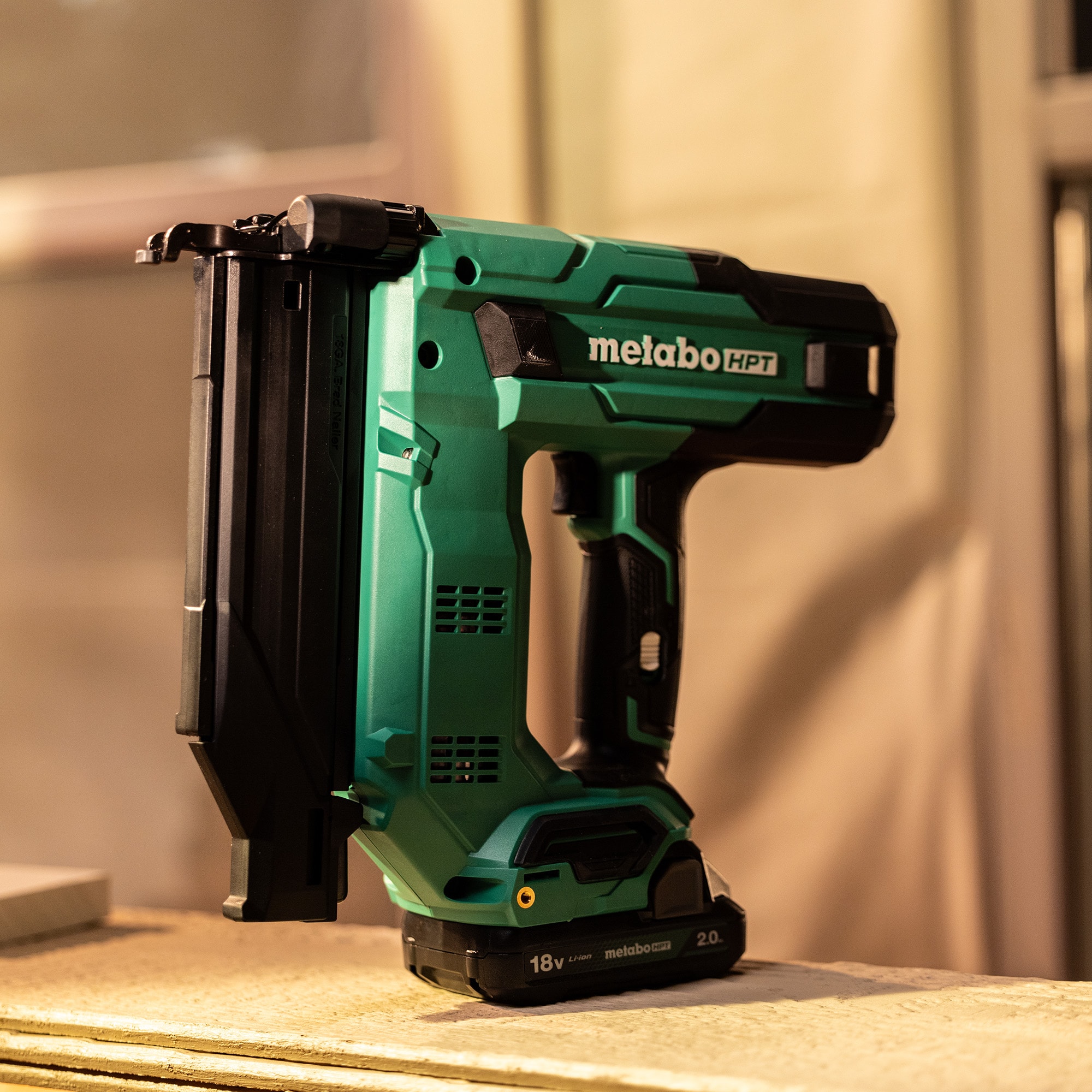 MultiVolt 2-in 18 -Gauge Cordless Brad Nailer ( Battery Included ) - Image 14