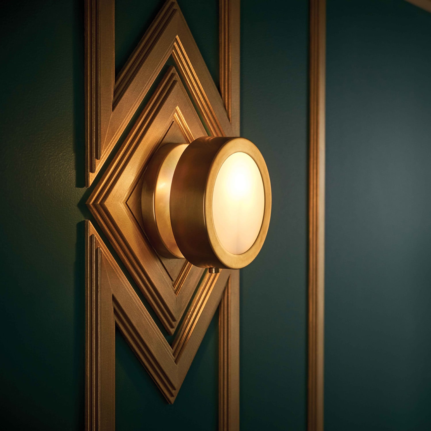 Mercer 6.75-in W 1 -Light Polished Brass Wall Sconce