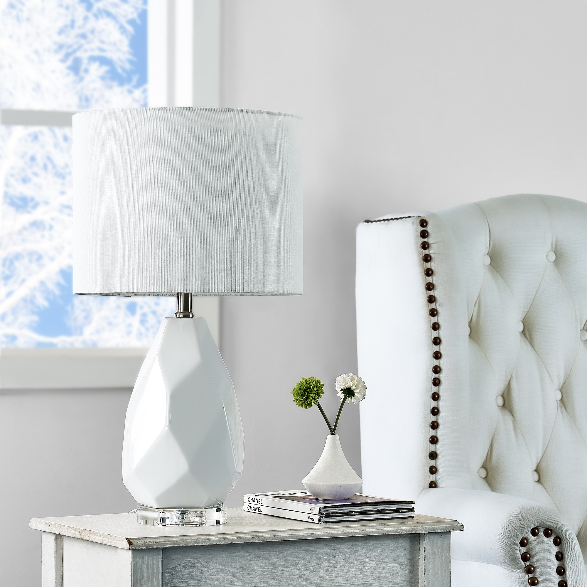 Deluxe 23-Inches White LED Incandescent Rotary socket Table Lamp with Linen Shade