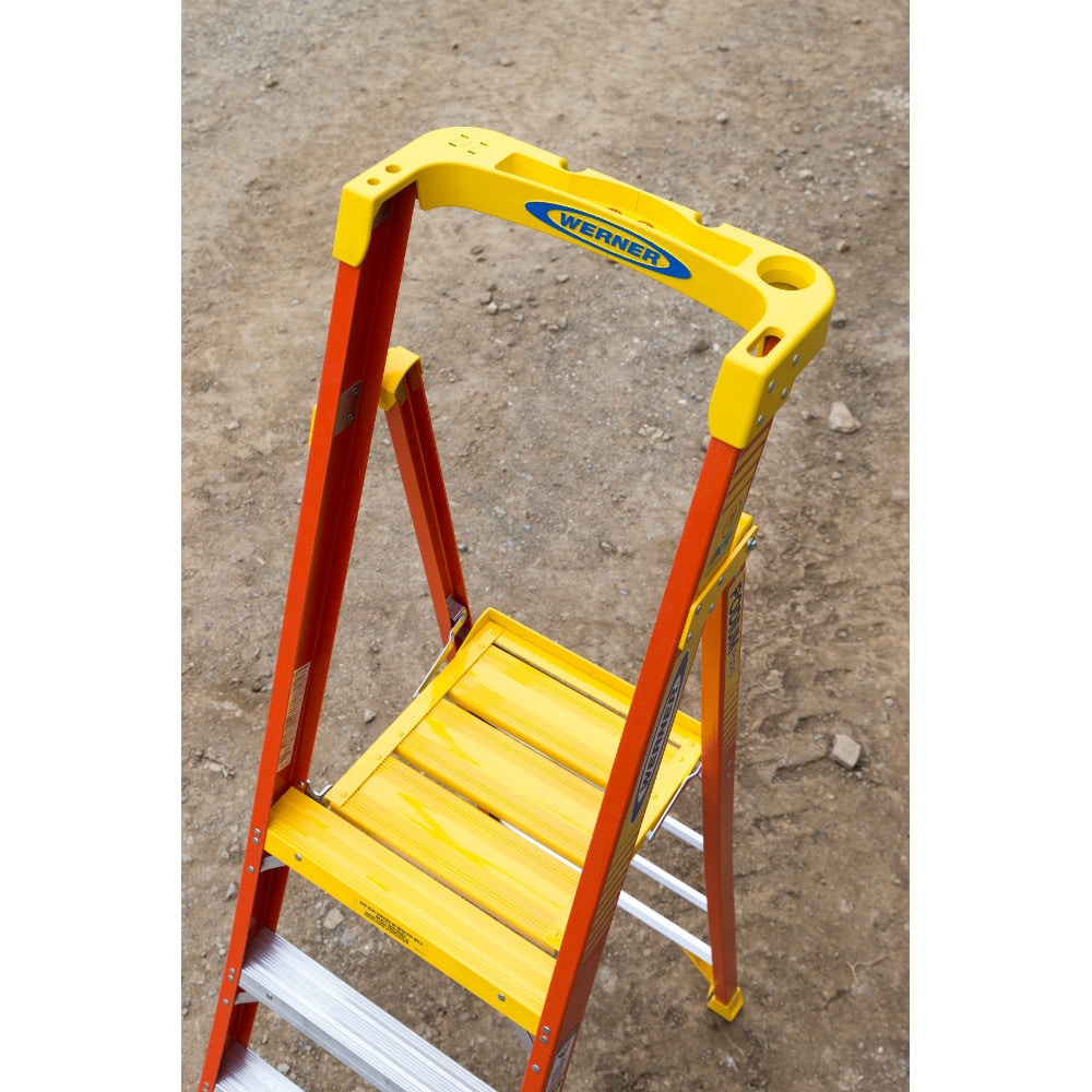 PD6200 3-ft ( 9-ft Reach Height ) Fiberglass Type 1A - 300 lbs. Load Capacity Platform ladder - Image 5