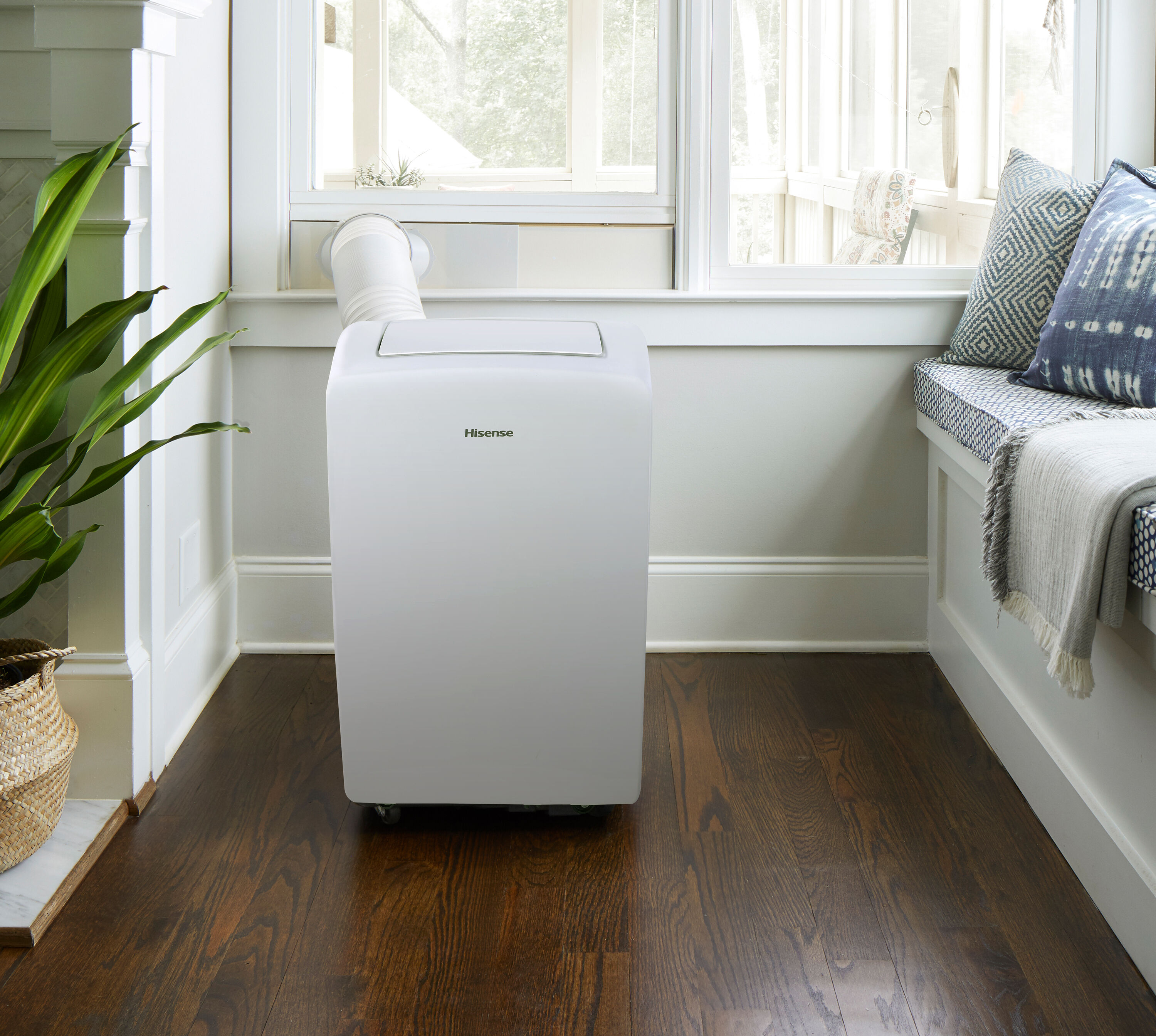 7000 BTU DOE 115-Volt White Vented Wi-Fi enabled Portable Air Conditioner Remote Control Included 299-sq ft -Cooling - Image 8