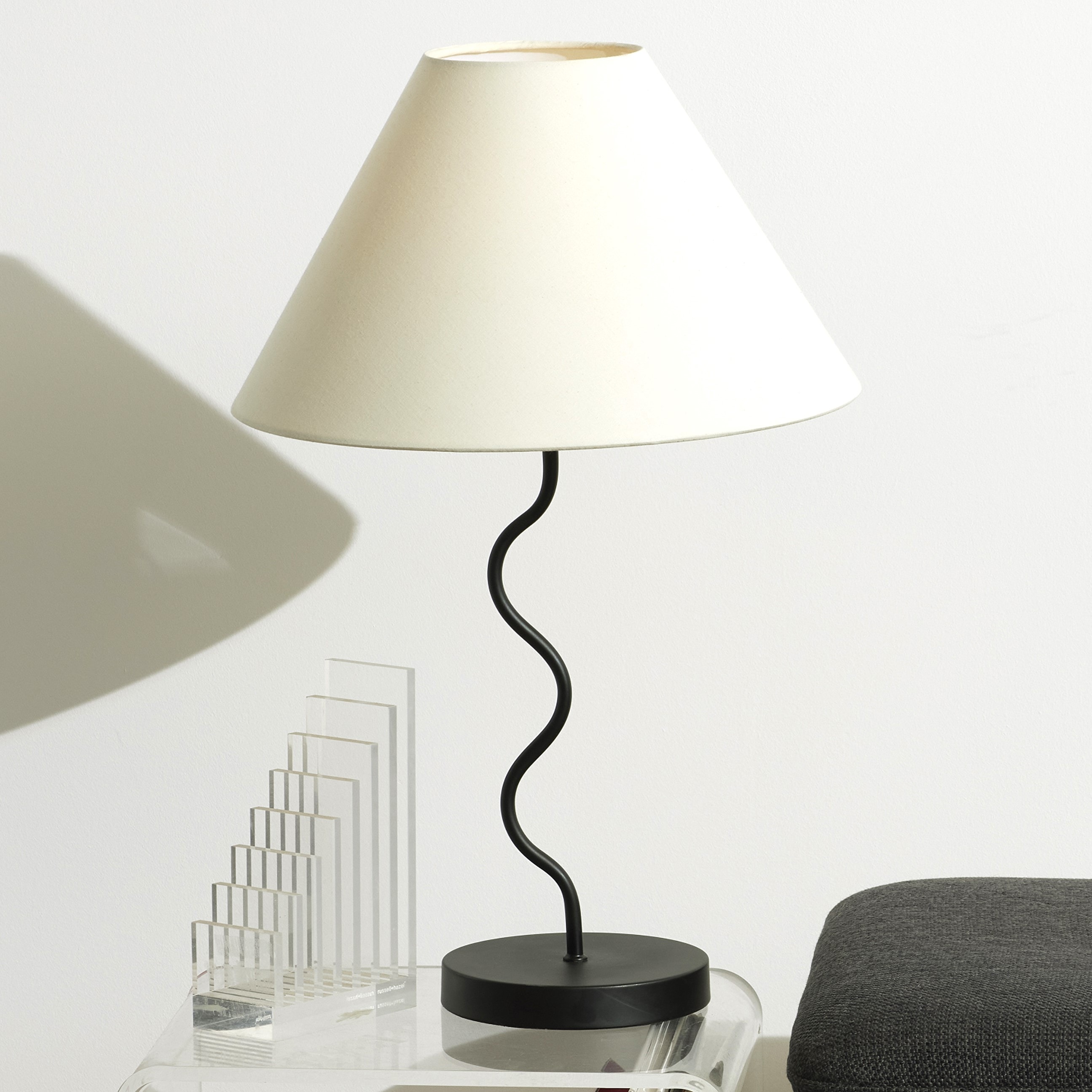 22.4-in Classic Black LED Table Lamp with Cotton Shade