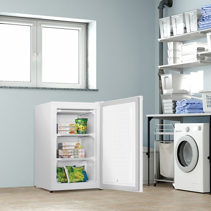 Danby 3.2-cu ft Upright Freezer (White) - Image 9