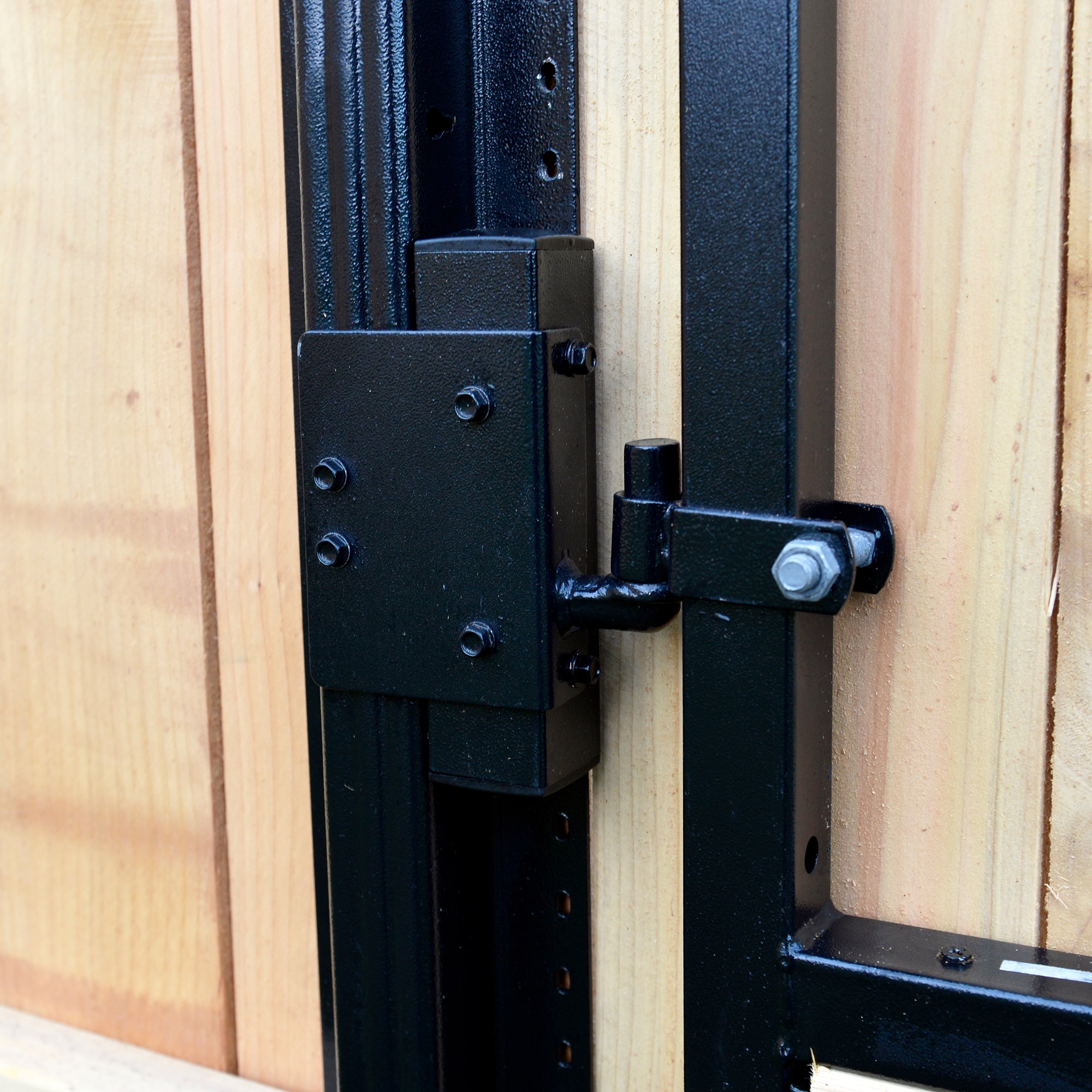 Contractor Series 96-in Black Gate kit - Image 6