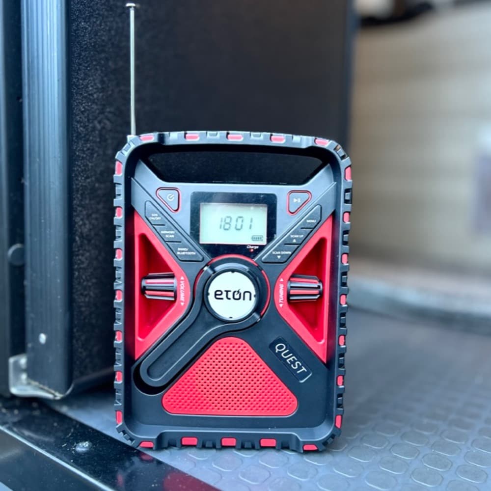 AM/FM Weather radio with Clock - Image 9