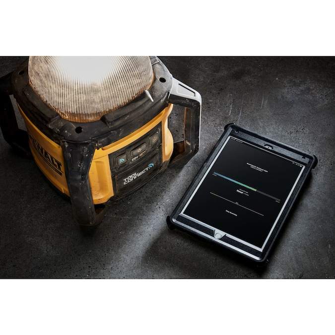 DEWALT 5000-Lumen LED Battery-operated Rechargeable Portable Work Light - Image 20