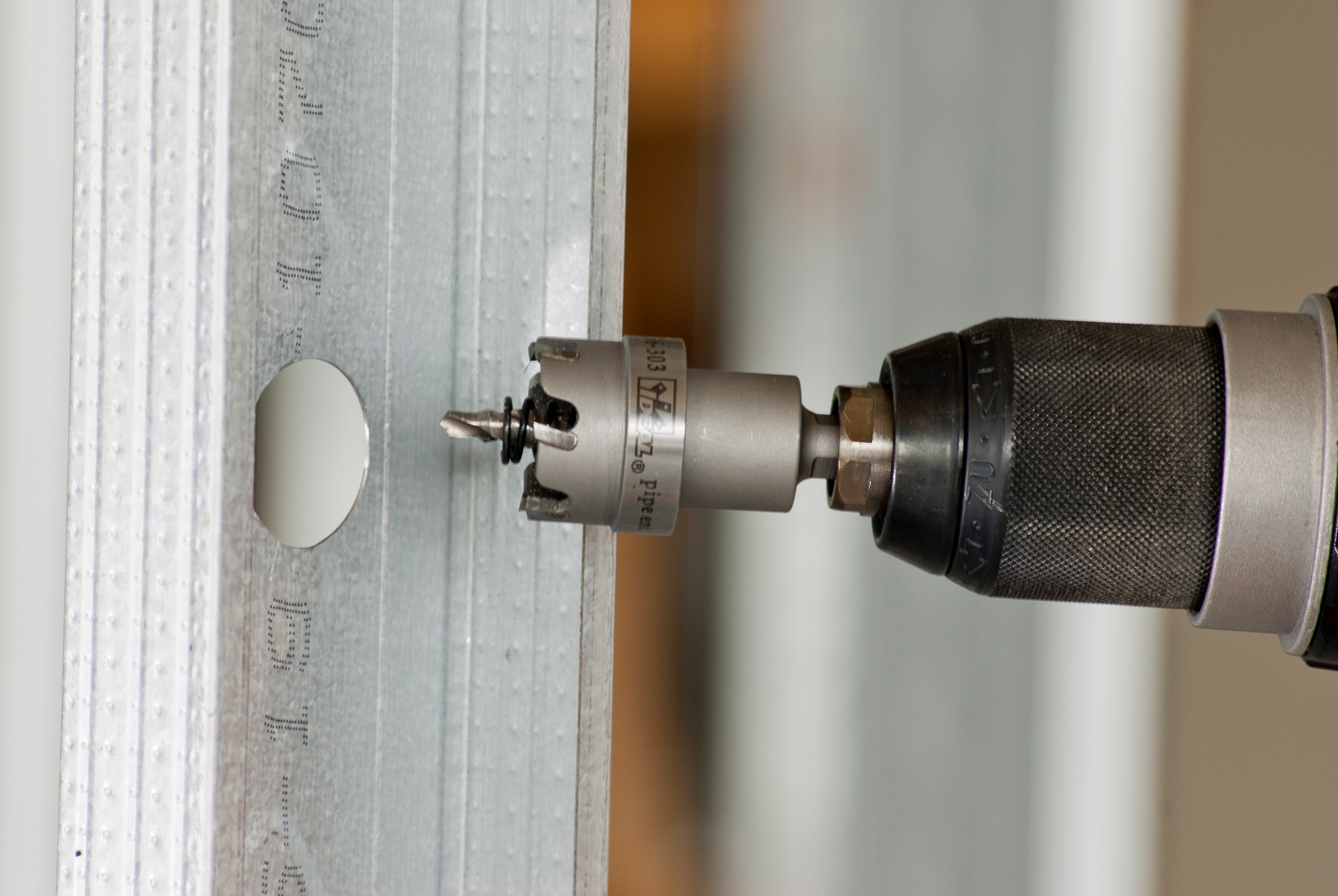 2-in Carbide-tipped Arbored Hole saw - Image 7