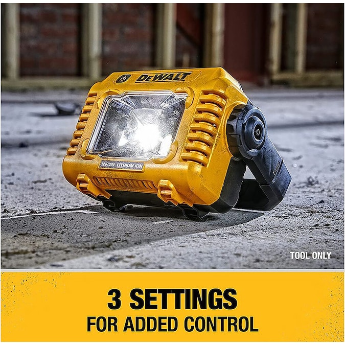 DEWALT 2000-Lumen LED Battery-operated Rechargeable Portable Work Light - Image 6