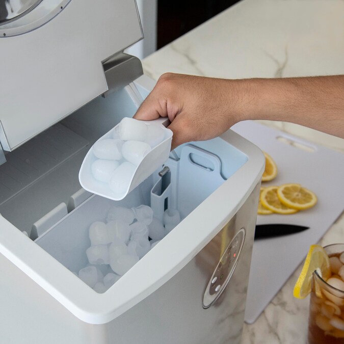 NewAir 28-lb Ice Per day Countertop or Portable Bullet Ice Maker (Silver) - Image 14