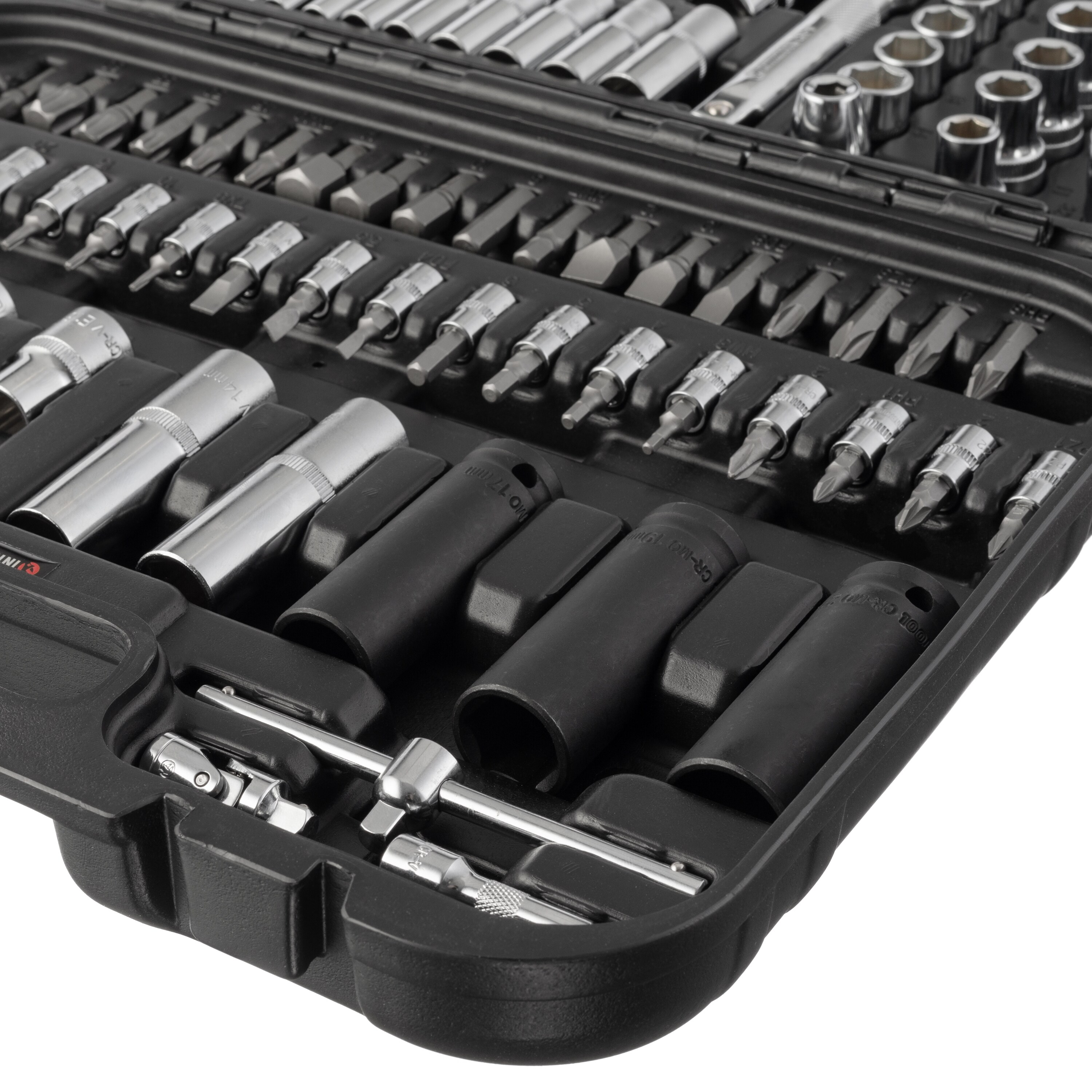111 -Piece Metric Chrome Mechanics Tool Set with Hard Case - Image 6