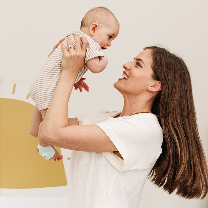 Owlet Dream Sock Baby Monitoring Kit with Sleep Tracking, Personalized Sleep Program, and Sleep Session Analysis - Image 4