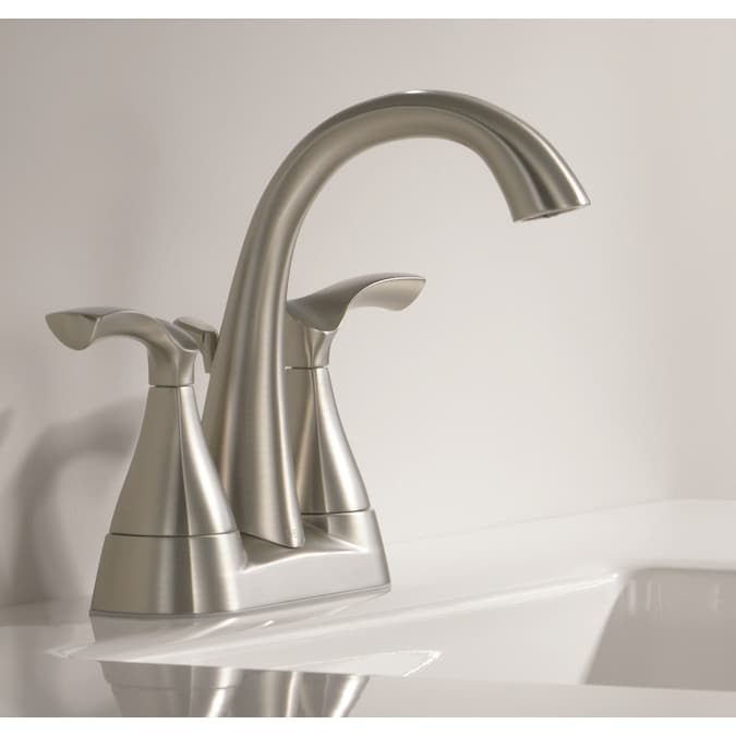 Delta Sandover Spotshield Brushed Nickel 4-in centerset 2-Handle WaterSense Bathroom Sink Faucet with Drain
