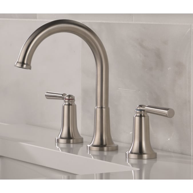 Delta Saylor Stainless Widespread 2-Handle WaterSense Bathroom Sink Faucet with Drain
