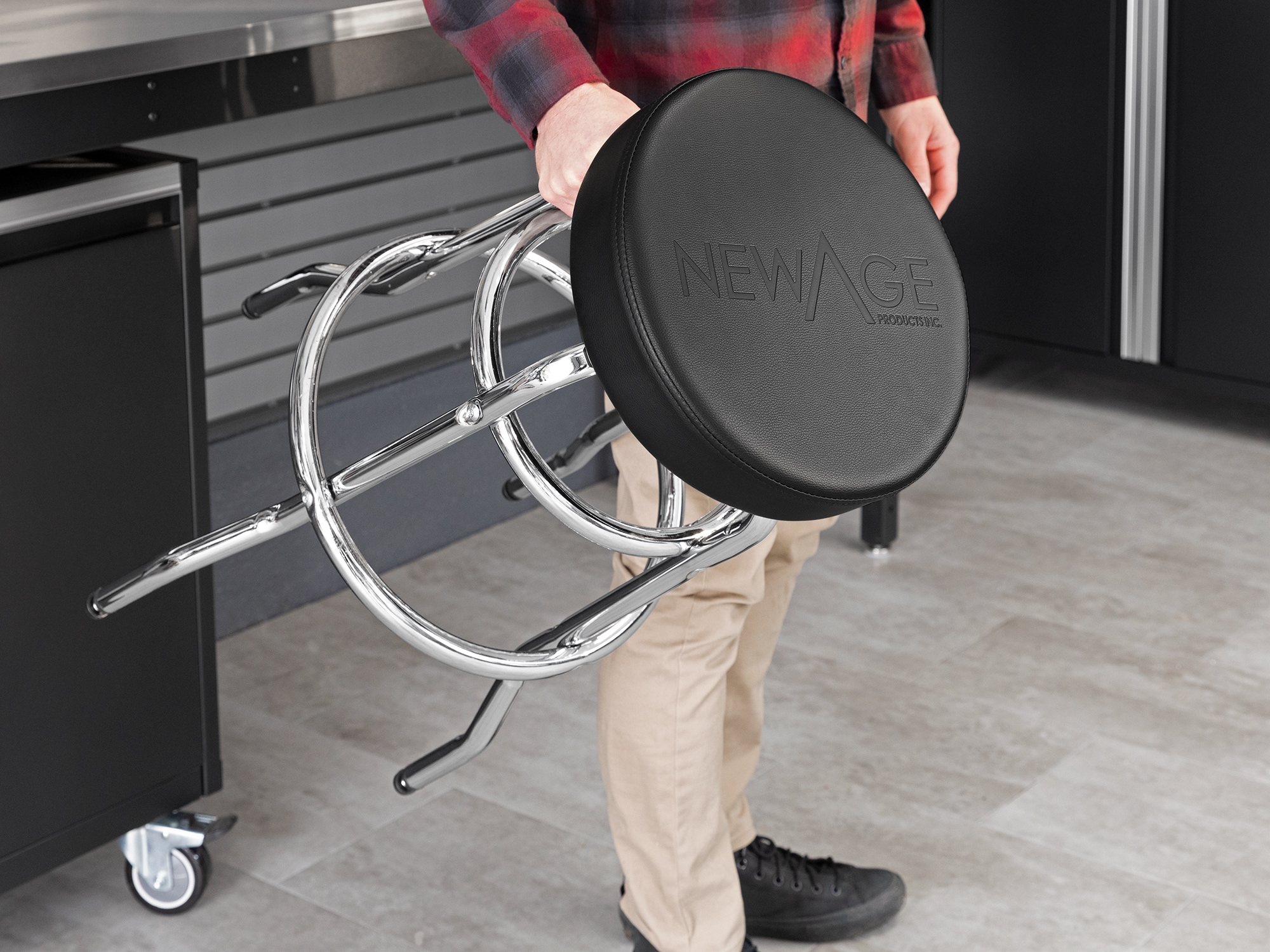 28.7-in x 13.8-in Work seat - Image 9