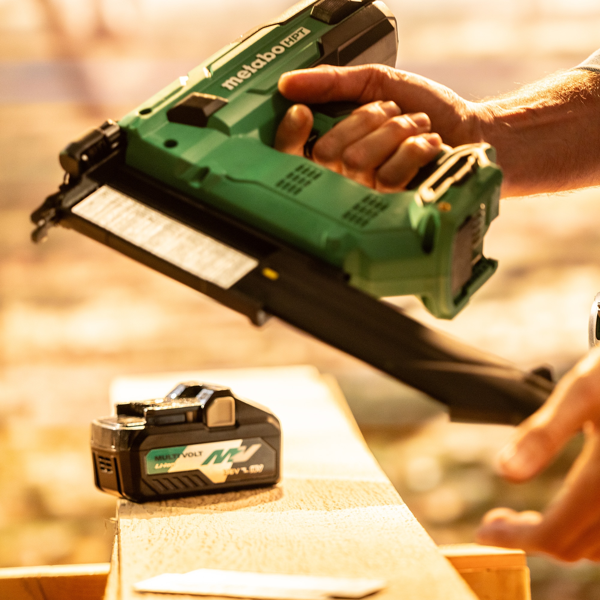 MultiVolt 2-in 18 -Gauge Cordless Brad Nailer ( Battery Included ) - Image 4