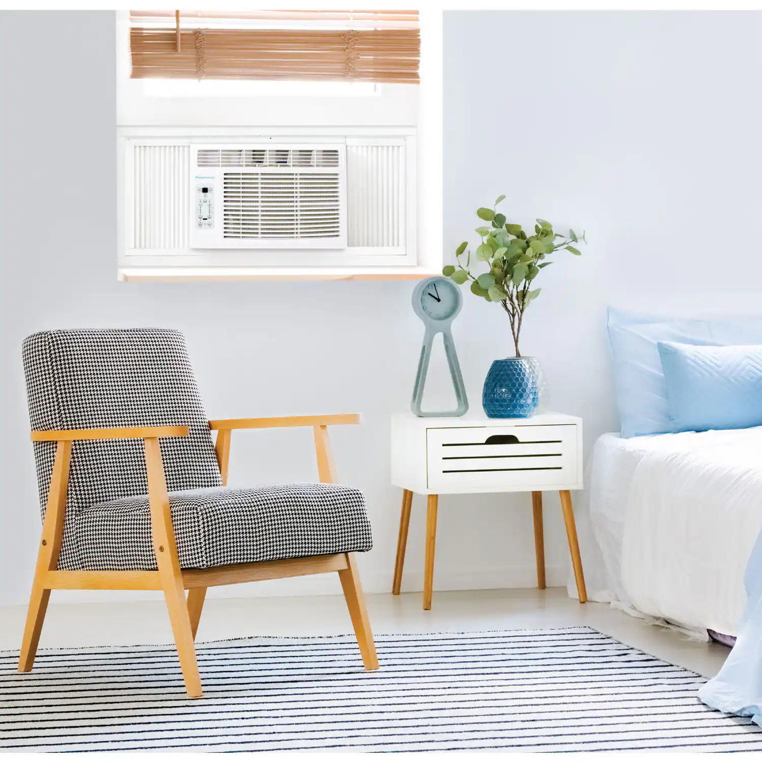 Keystone - 650 Sq. Ft 14,500 BTU Window Air Conditioner - White - Image 8