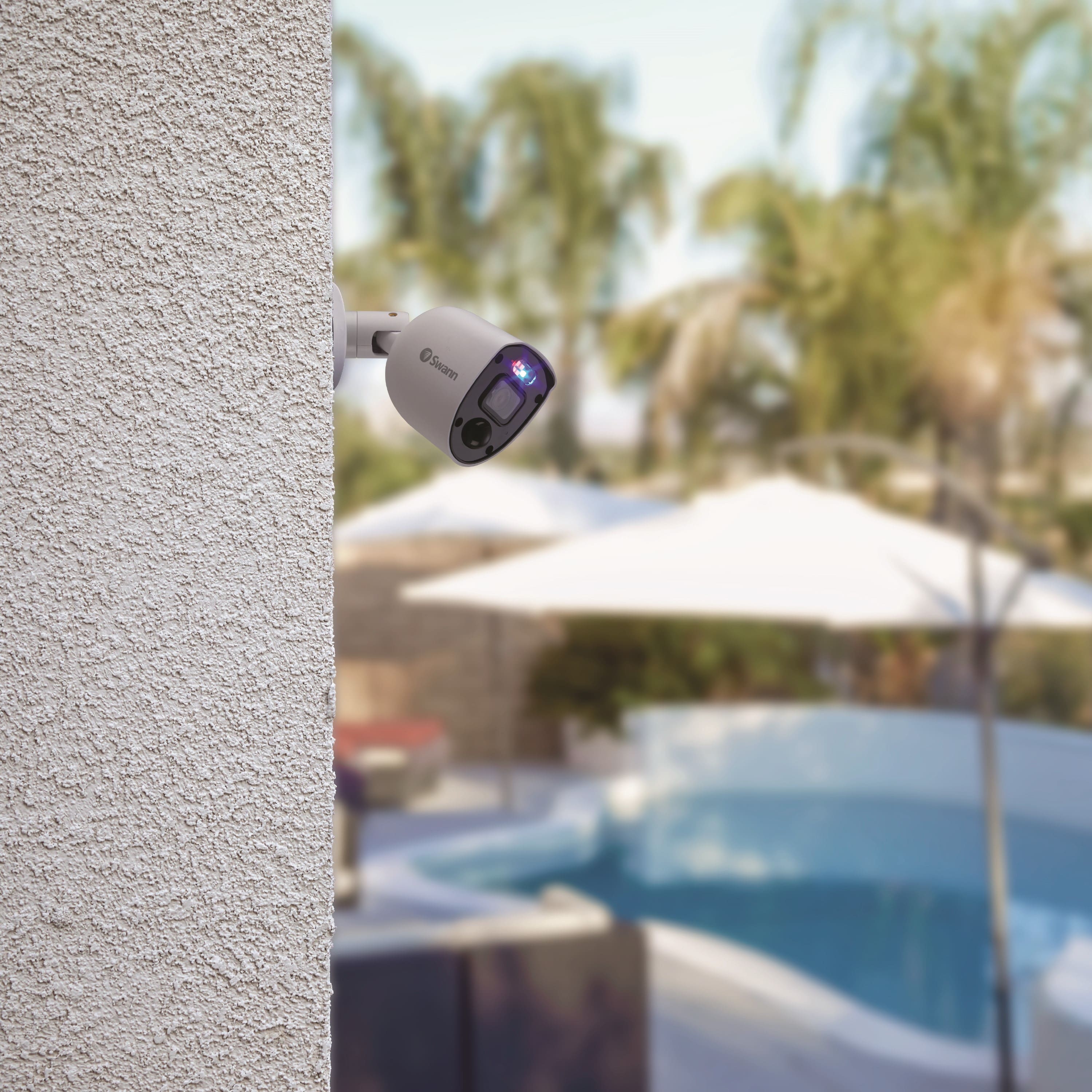 Swann - 1080p SwannForce™ Camera w/ Police Style Flashing Lights & Color Night Vision - White - Image 3