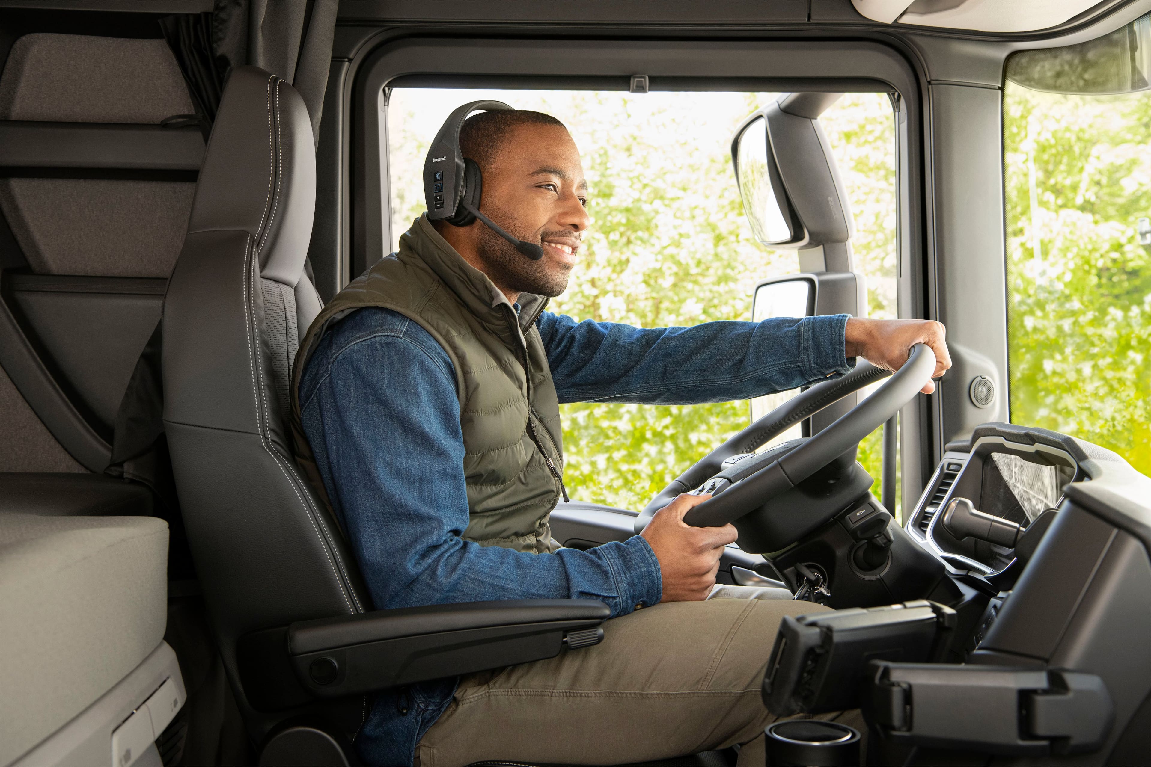 BlueParrott - B650-XT Wireless Bluetooth Mono Headset with 96% Noise-Cancelling Microphone and Active Noise Cancellation - Black - Image 8